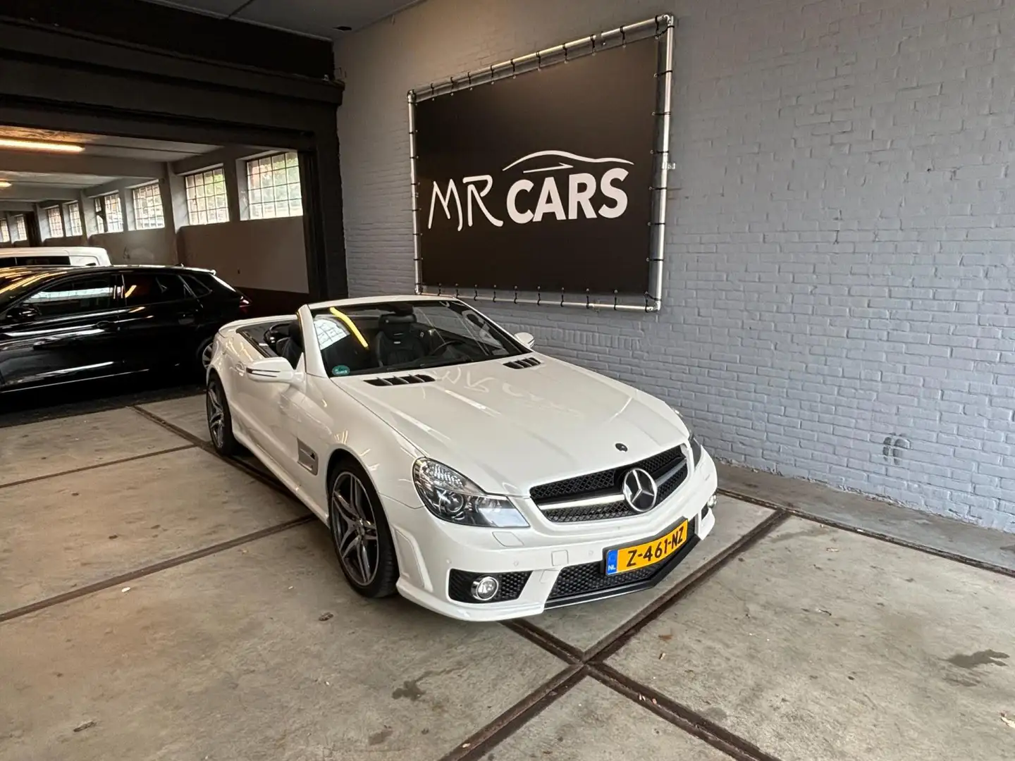 Mercedes-Benz SL 63 AMG Alb - 2