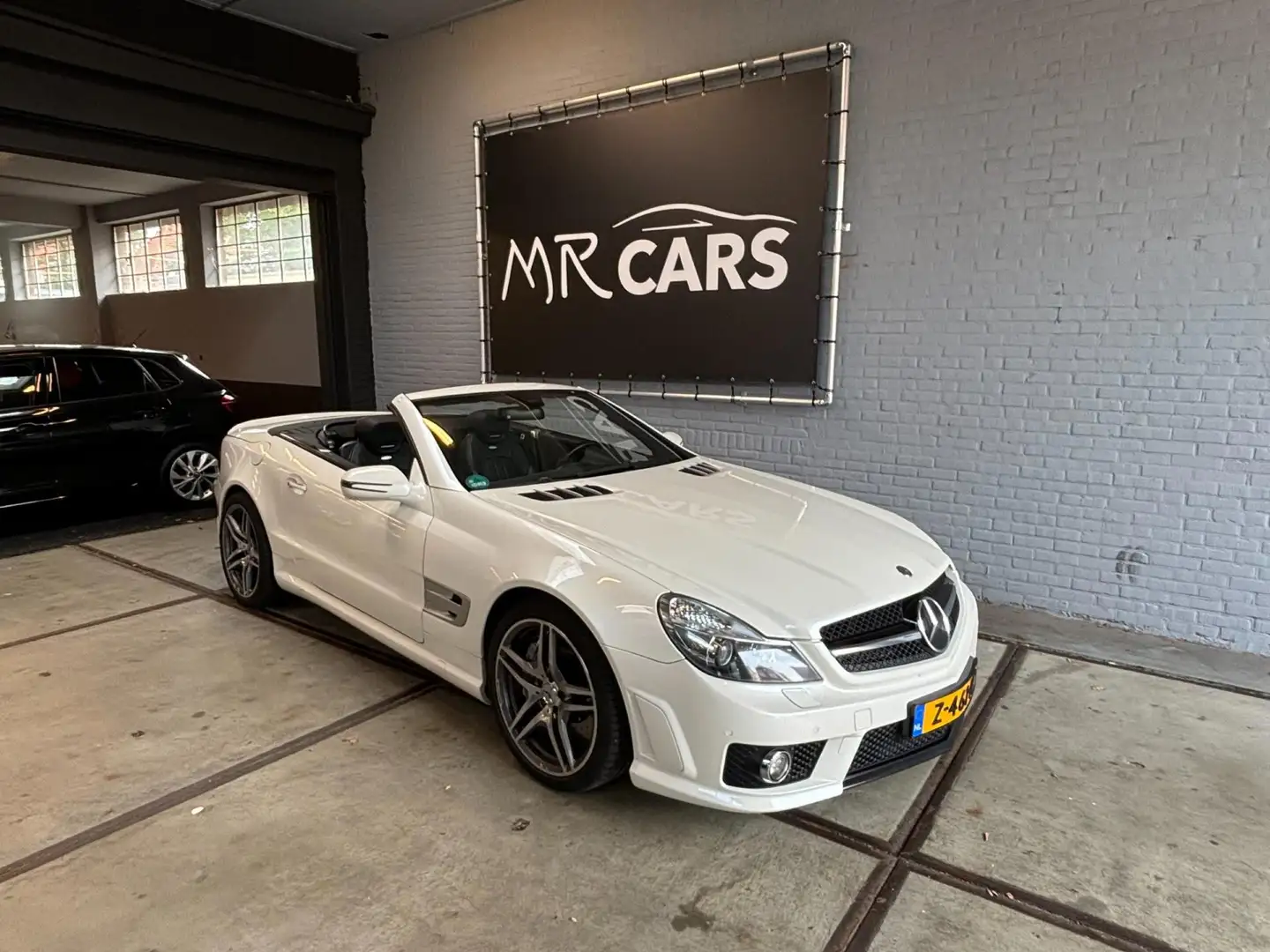 Mercedes-Benz SL 63 AMG Alb - 1