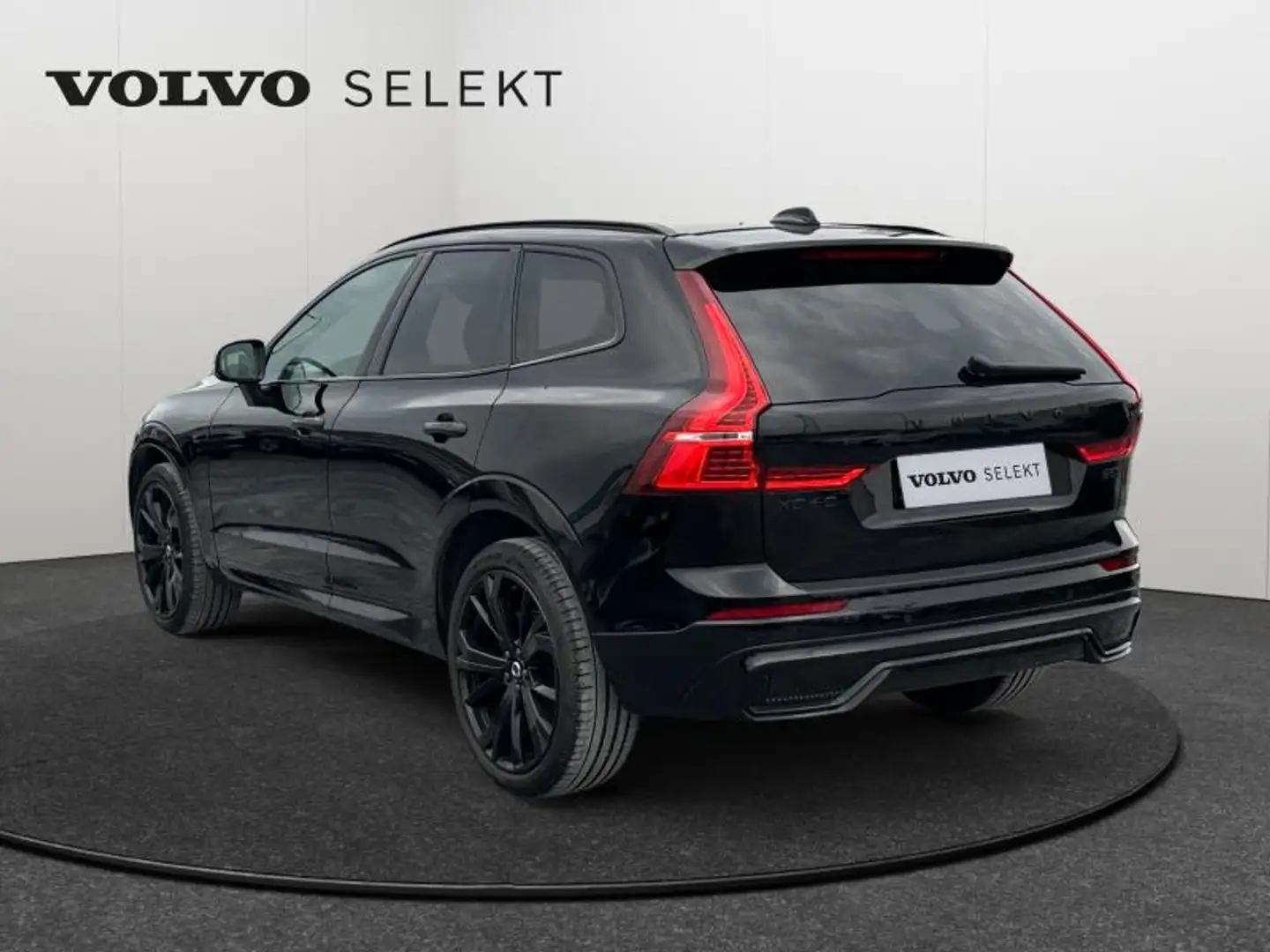 Volvo XC60 B5 Black Edition Plus Dark / E Negro - 2