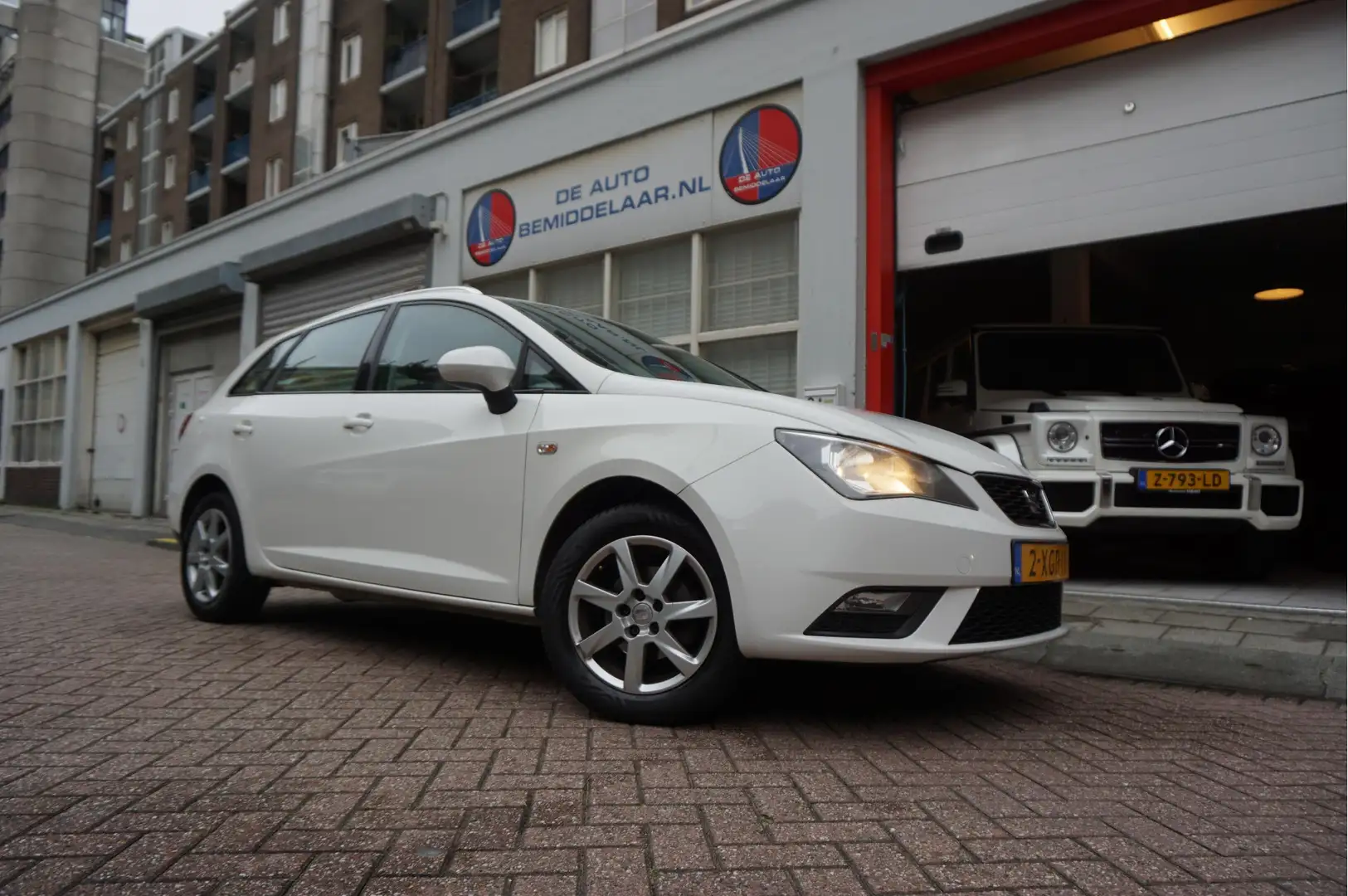 SEAT Ibiza ST 1.2 TSI Style Dynamic | Trekhaak | Sportvelgen Wit - 2