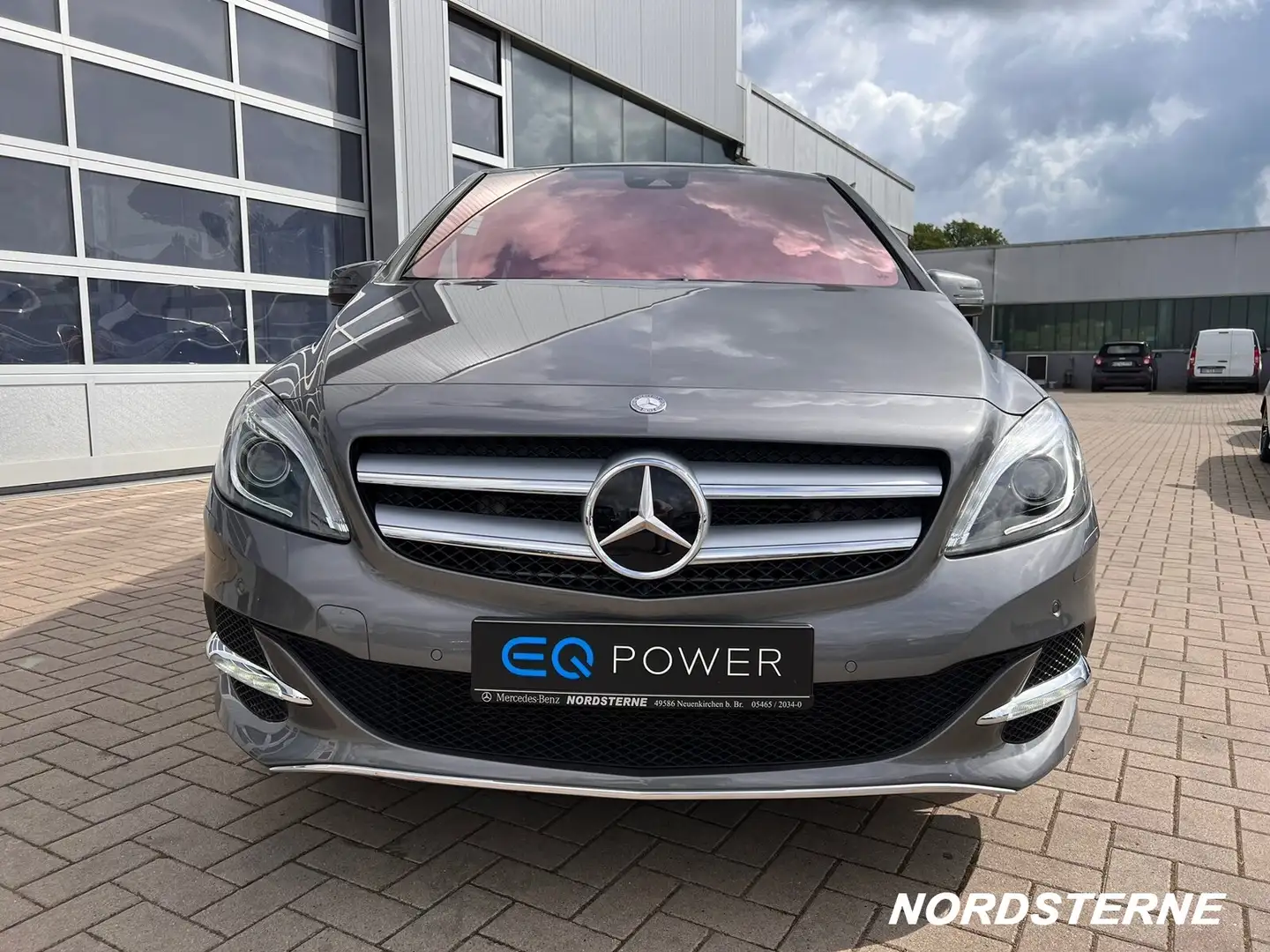 Mercedes-Benz B 250 B 250 e Style Navi Range Plus BiXenon Remote  BC Šedá - 2