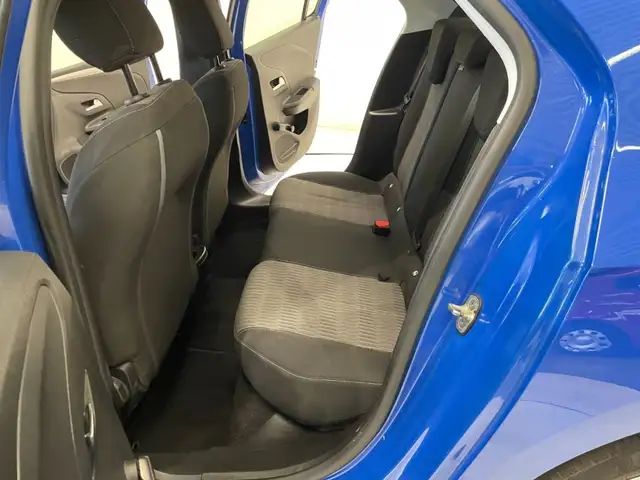 Opel Corsa view 7