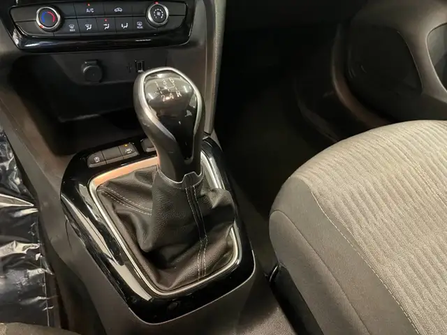 Opel Corsa view 8