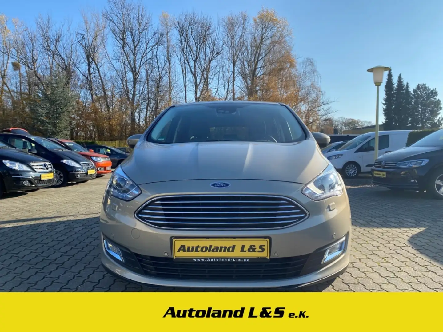 Ford C-Max Titanium,Xenon,SH,Navi,Alus,Allwetterreifen,2.Hand Zilver - 1