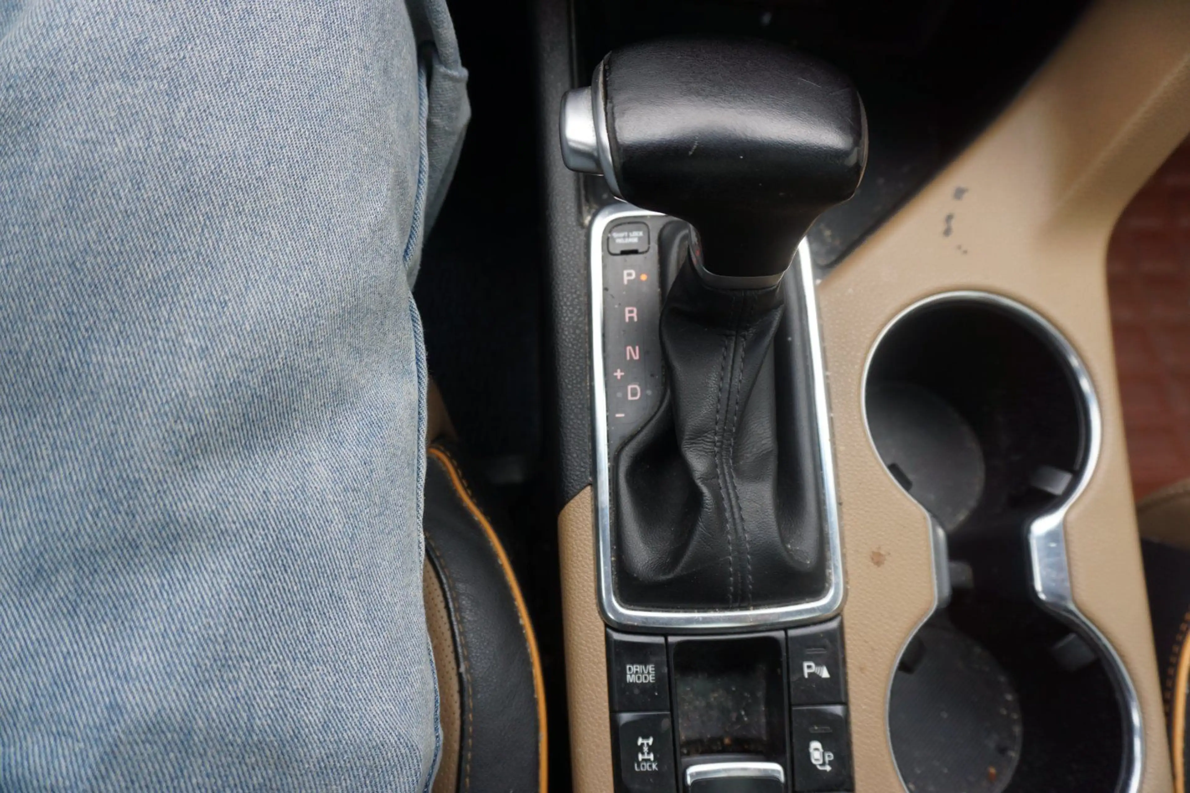 Kia Sportage 2.0 CRDi Platin 4WD — photo 14