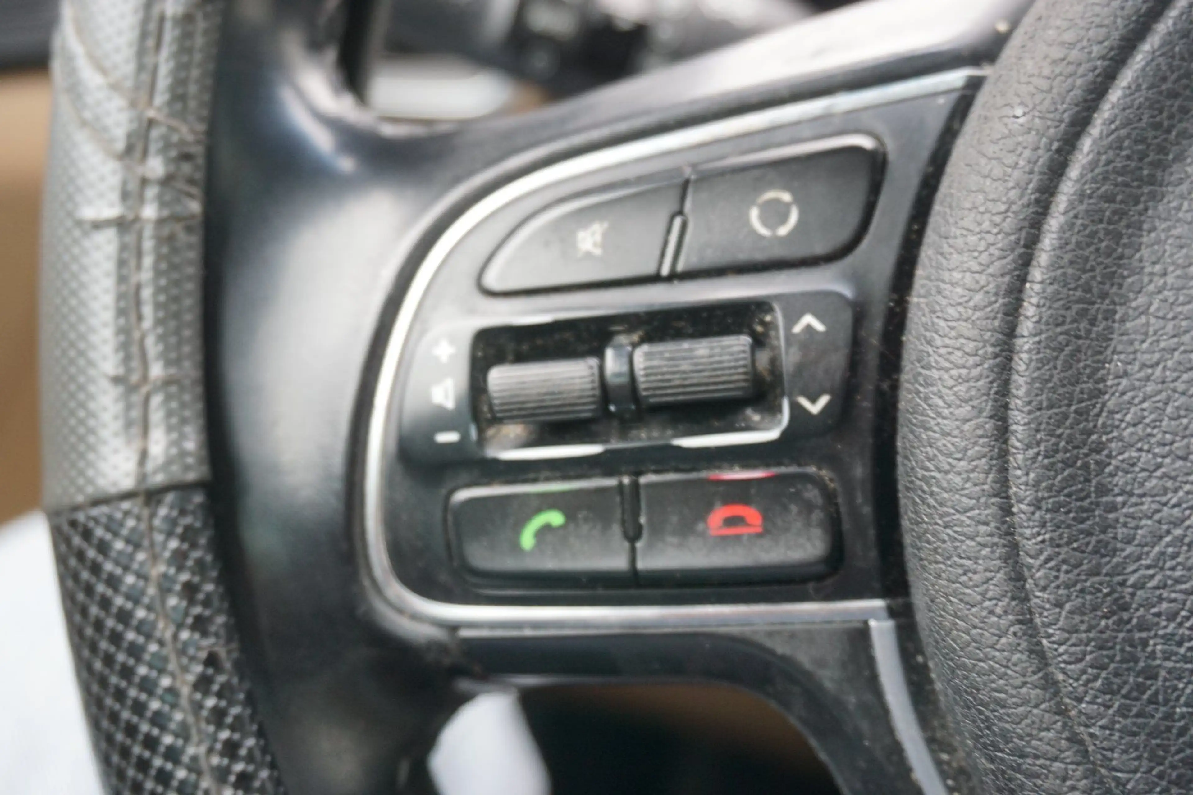 Kia Sportage 2.0 CRDi Platin 4WD — photo 15