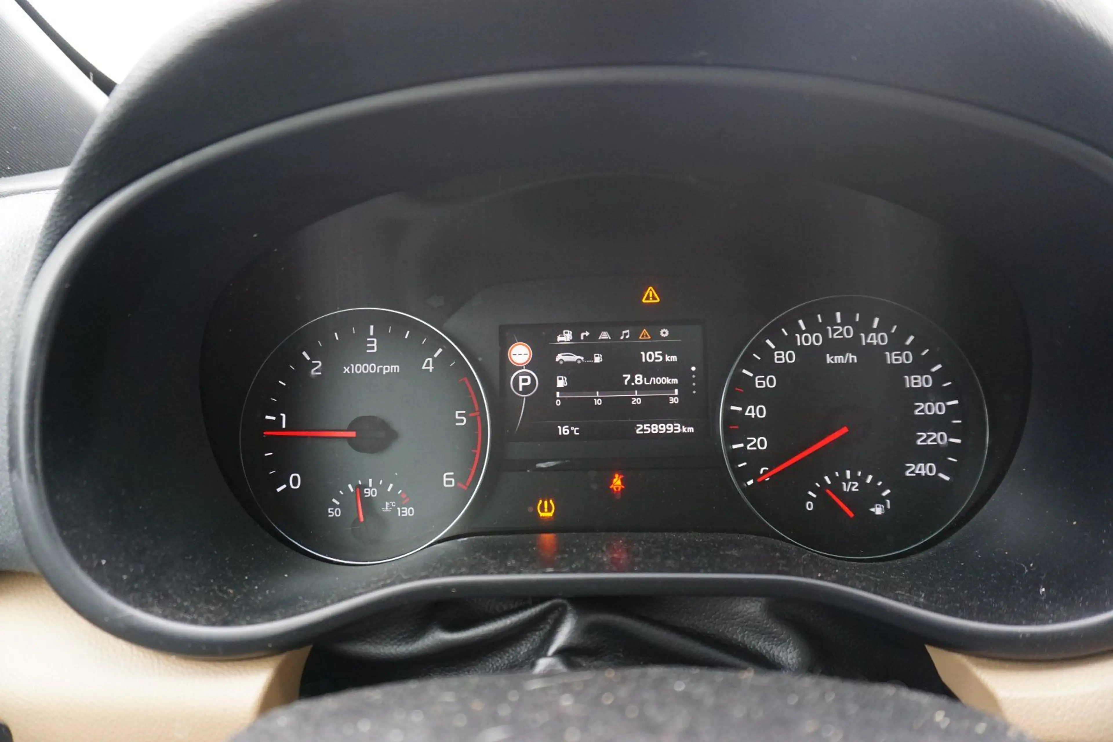 Kia Sportage 2.0 CRDi Platin 4WD — photo 9