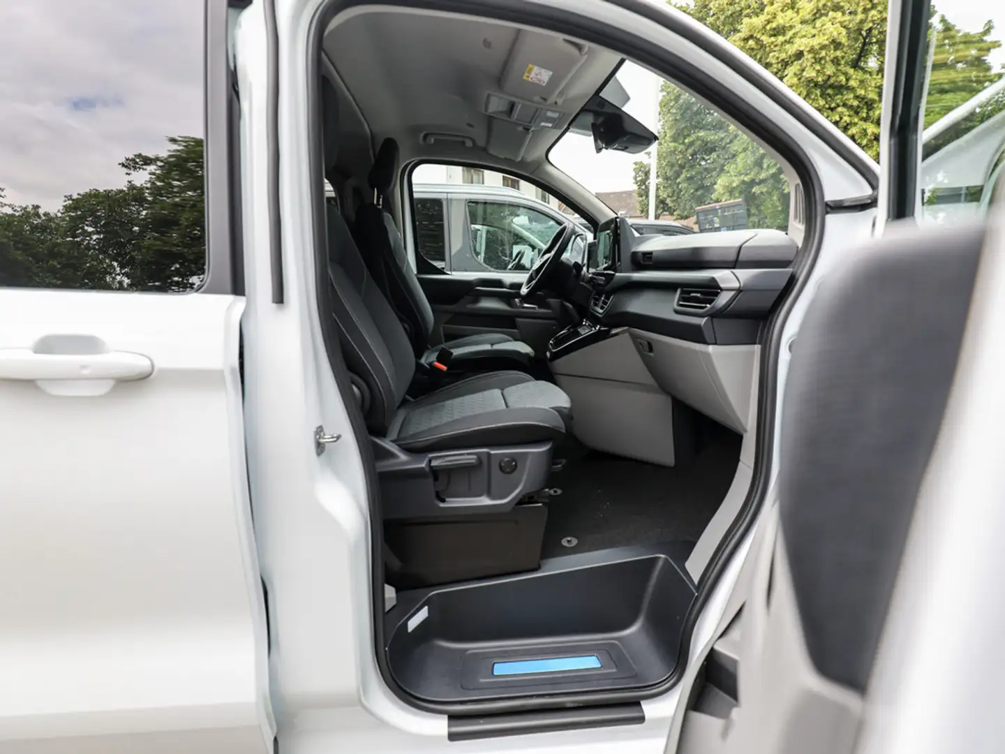 Ford Tourneo Custom Titanium 340 L1 2.5 Duratec PHEV Blanco - 2