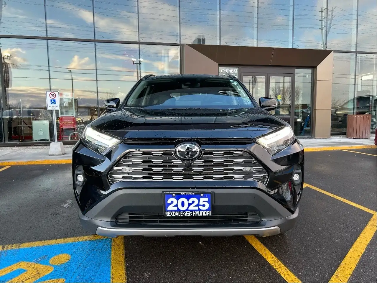 Toyota RAV 4 снимка Toyota RAV 4