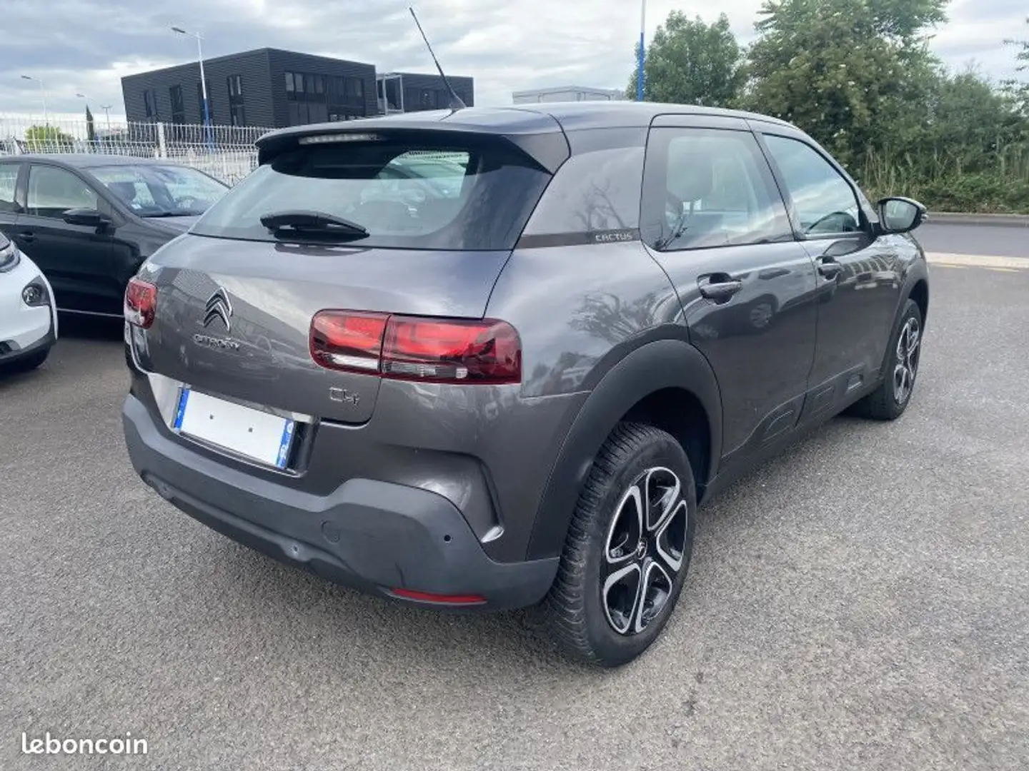 Citroen C4 Cactus PURETECH 110CH S&S C-SERIES E6.D Gris - 2