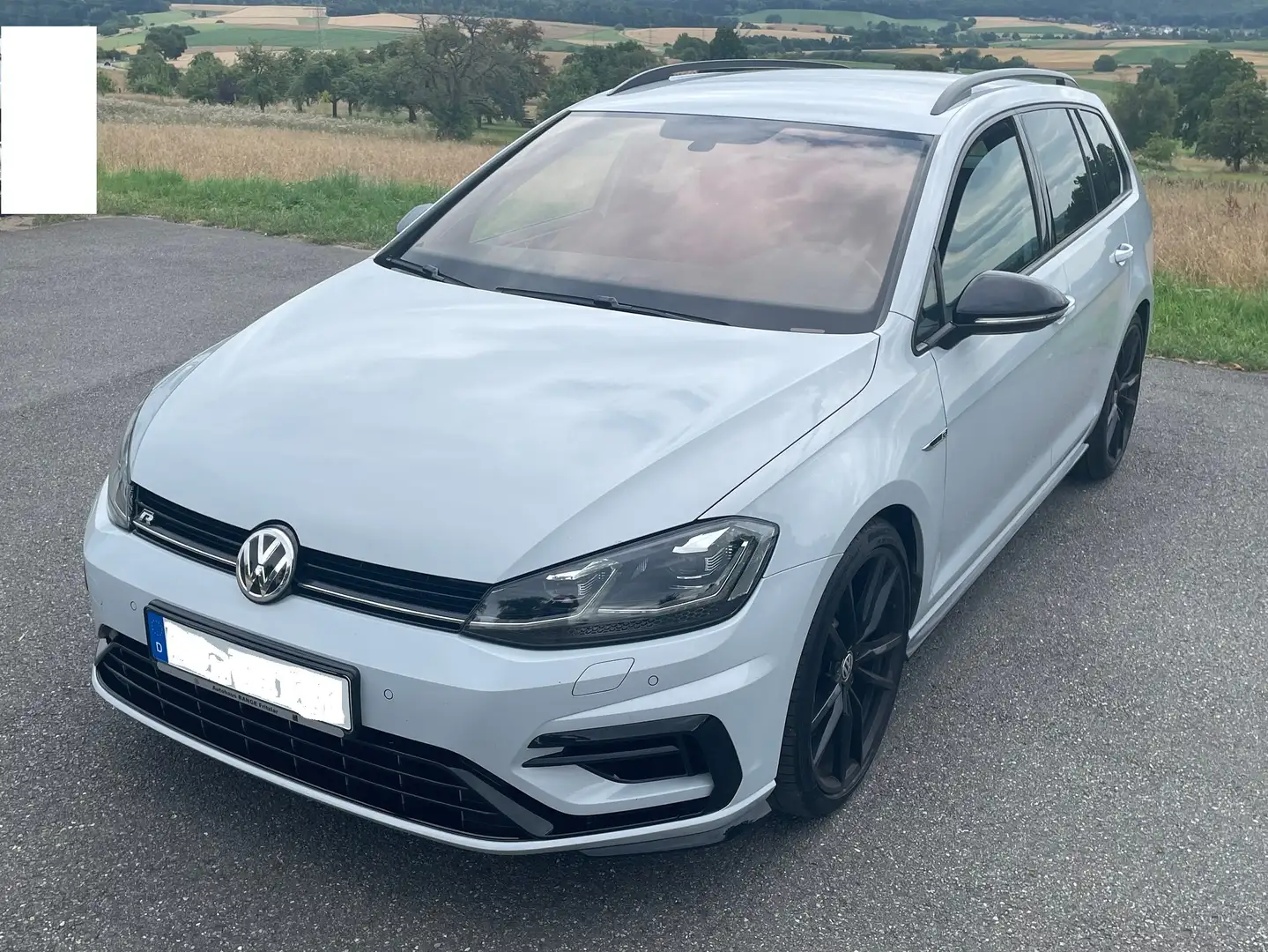 Volkswagen Golf Variant R 4M.*DSG*DigCo.*PerforPak.*DynAud*Garantie Weiß - 1