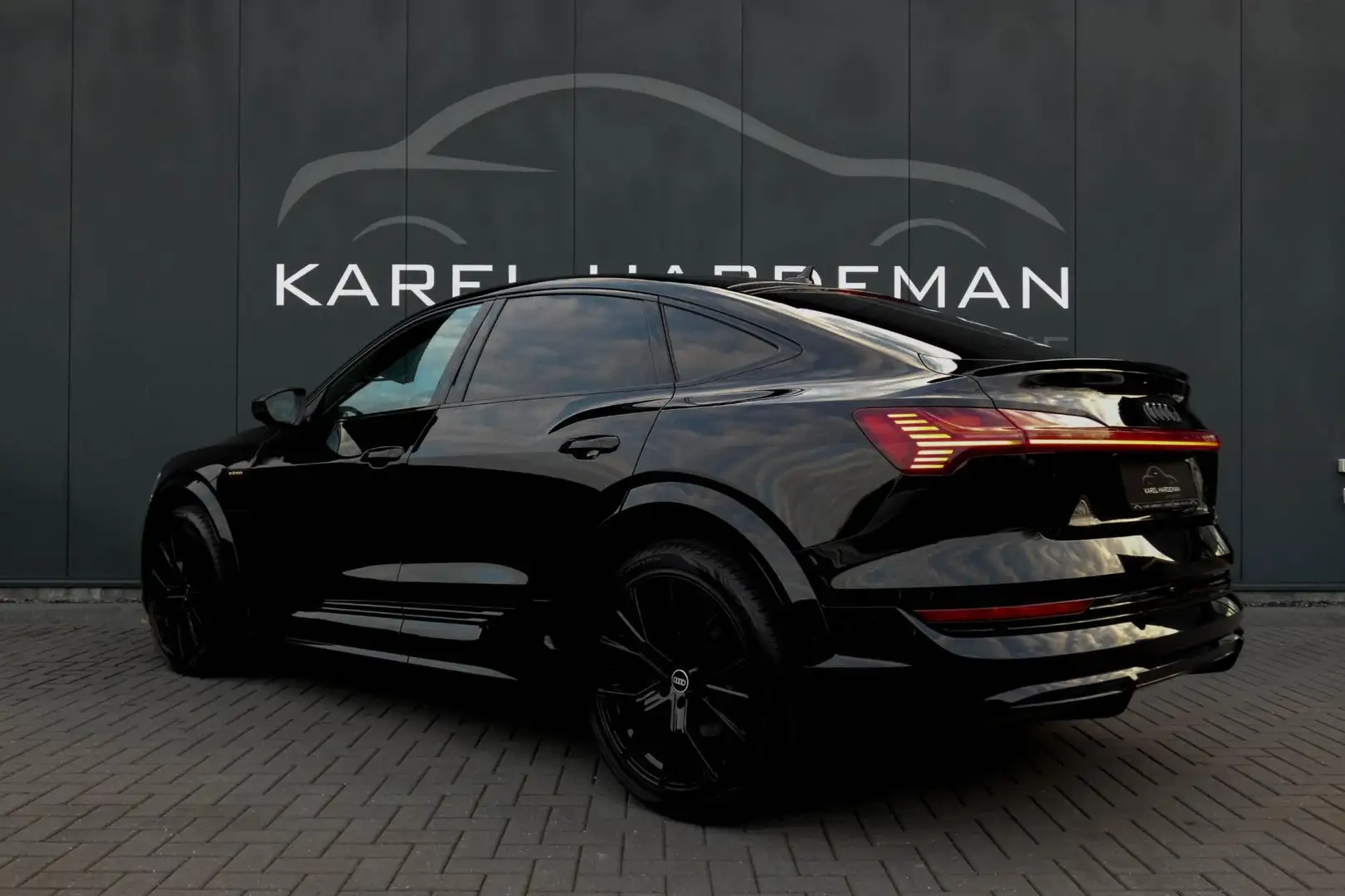 Audi e-tron Sportback S quattro 95 kWh | S-LINE | STUURVERWARM Zwart - 2