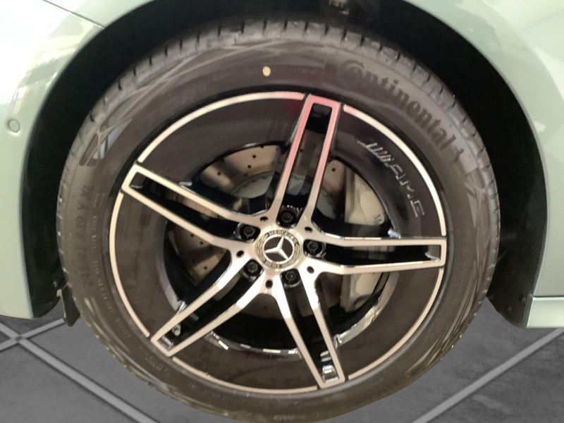 Mercedes-Benz E 220 d 4MATIC T-Modell AMG+NIGHT+19"+KEYLESS-GO — photo 6
