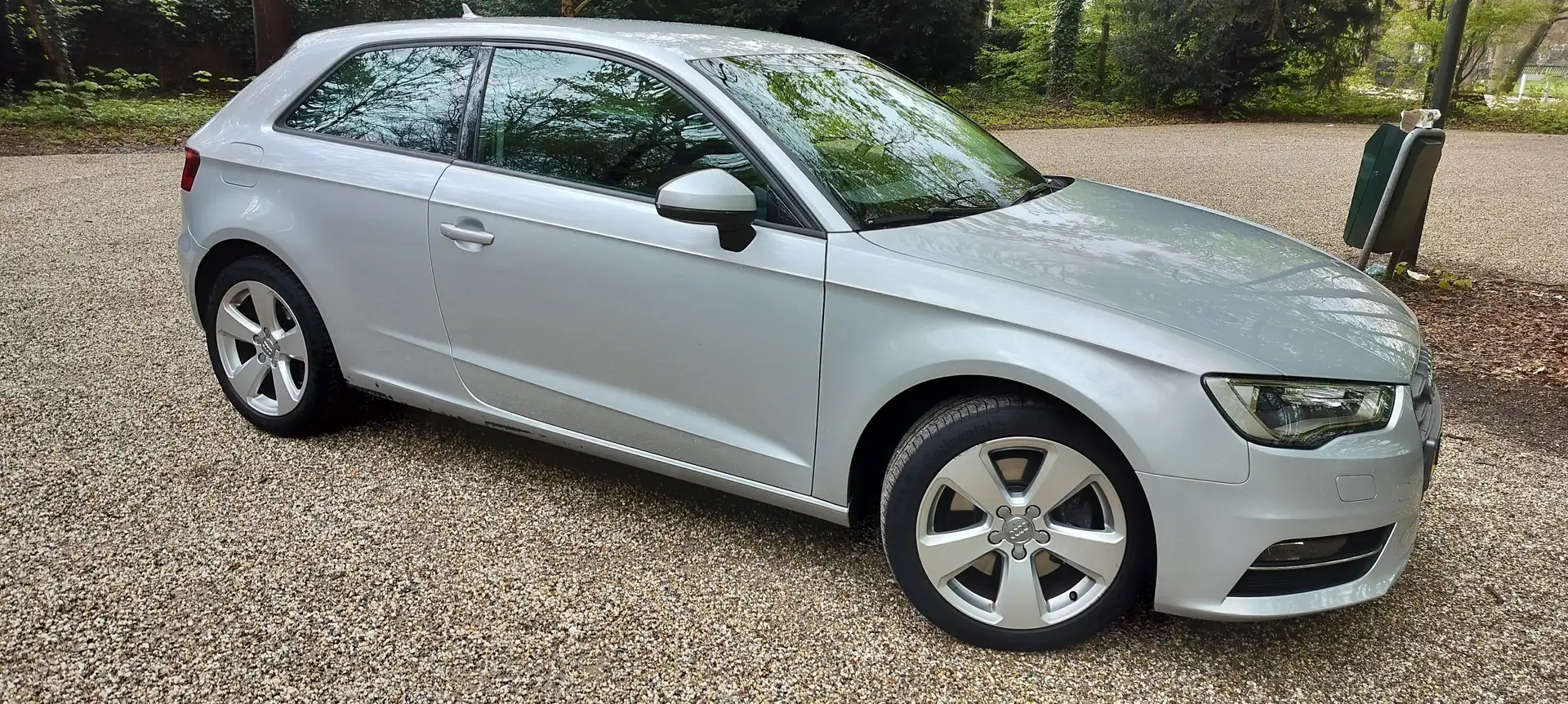 Audi A3 A3 1.8 TFSI Attr. PL+ DSG7 Xenon Zilver - 1