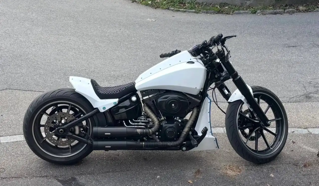 Harley-Davidson Breakout