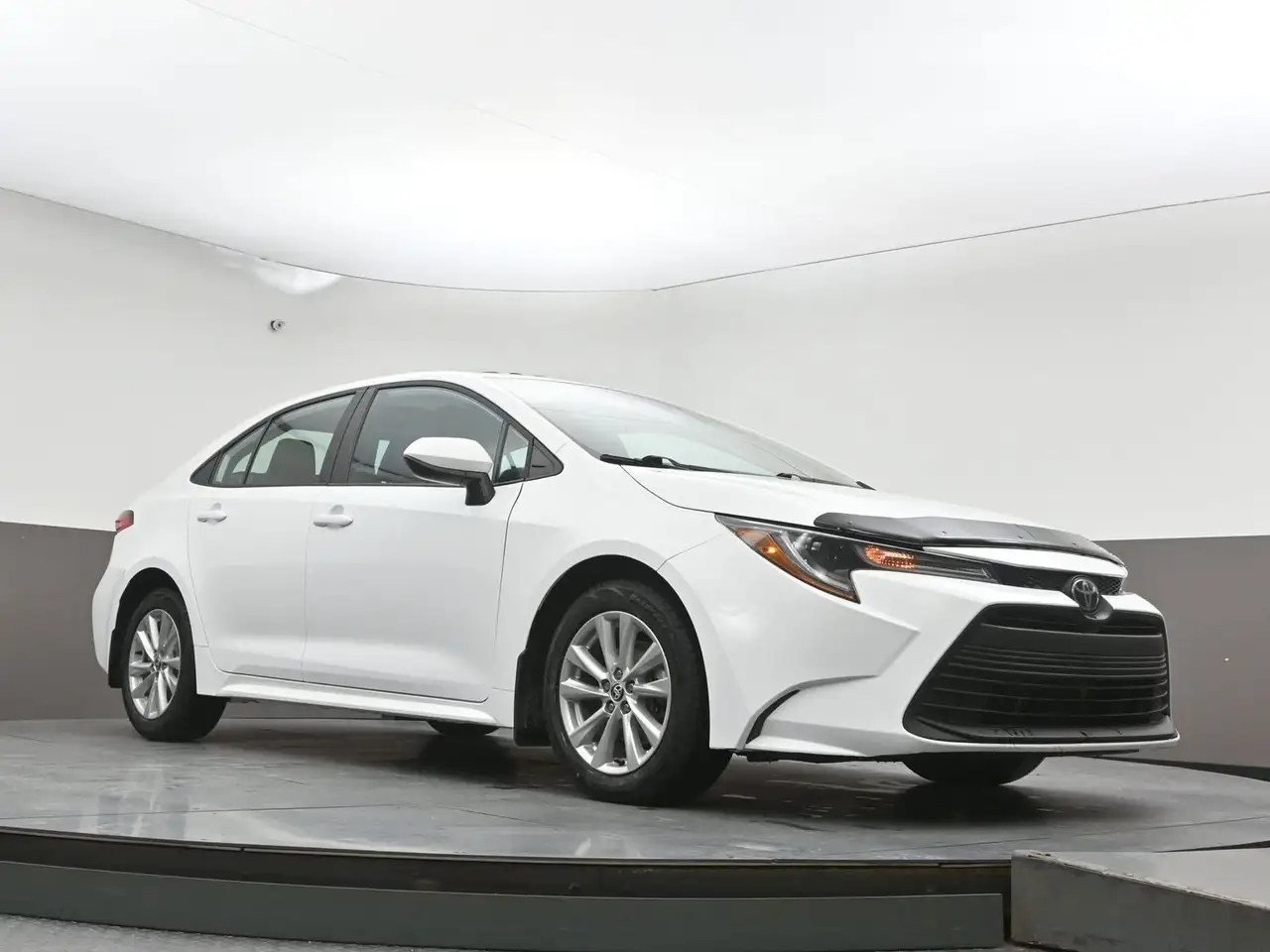 Toyota Corolla снимка Toyota Corolla