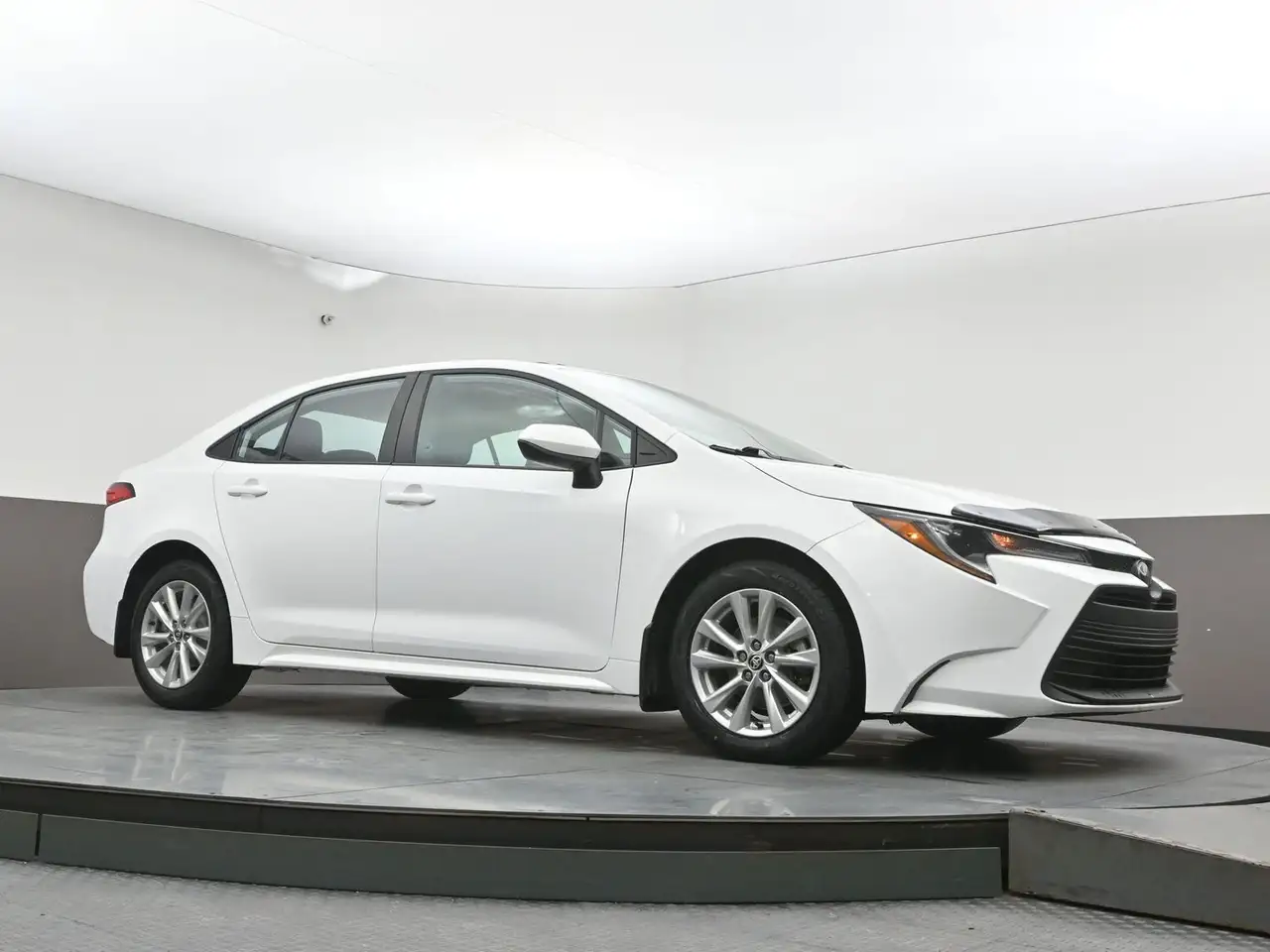 Toyota Corolla снимка Toyota Corolla