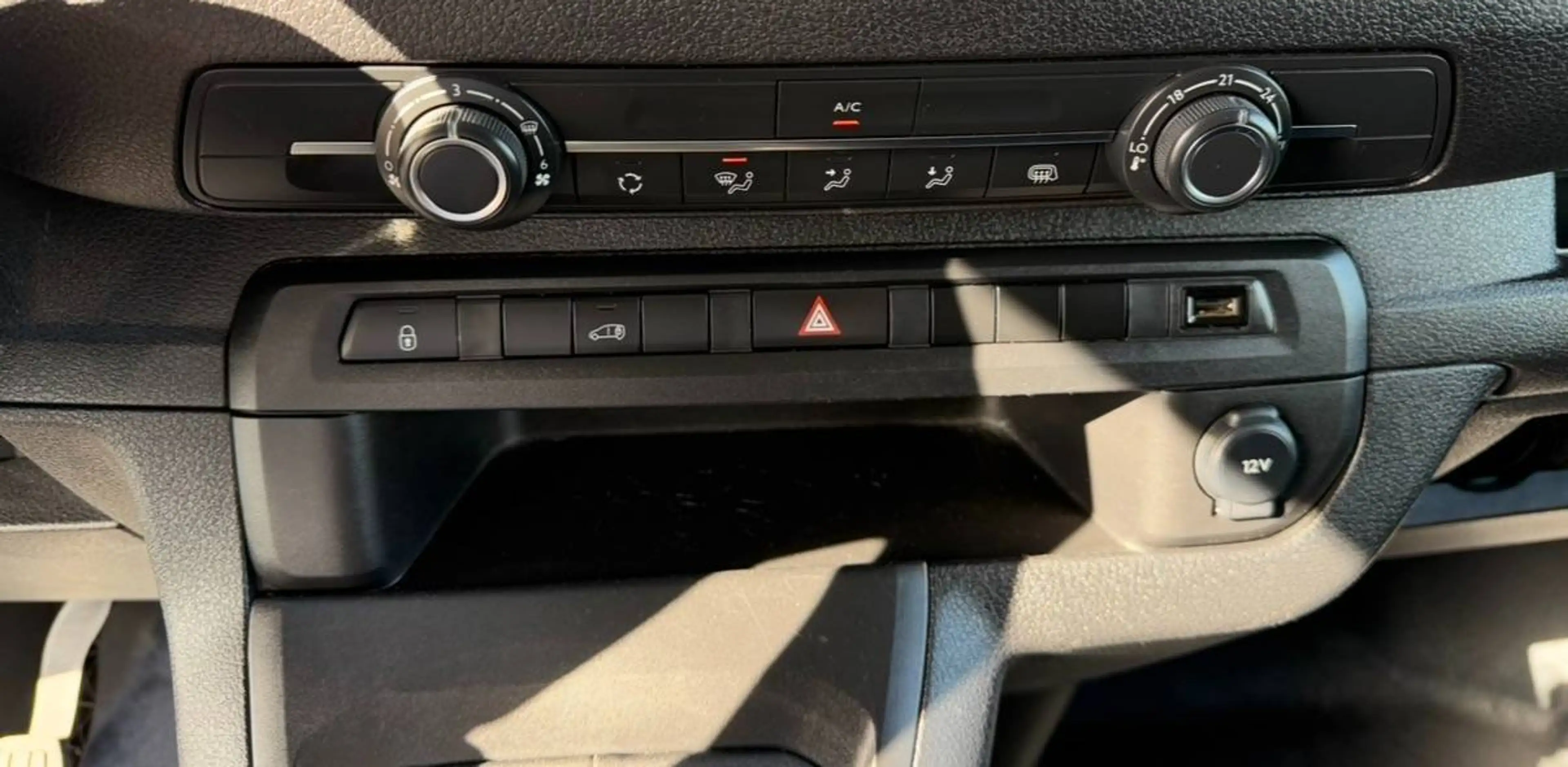 Peugeot Expert 2.0//L3 //144Pk//Cruise Control//Camera//€16930 — photo 11