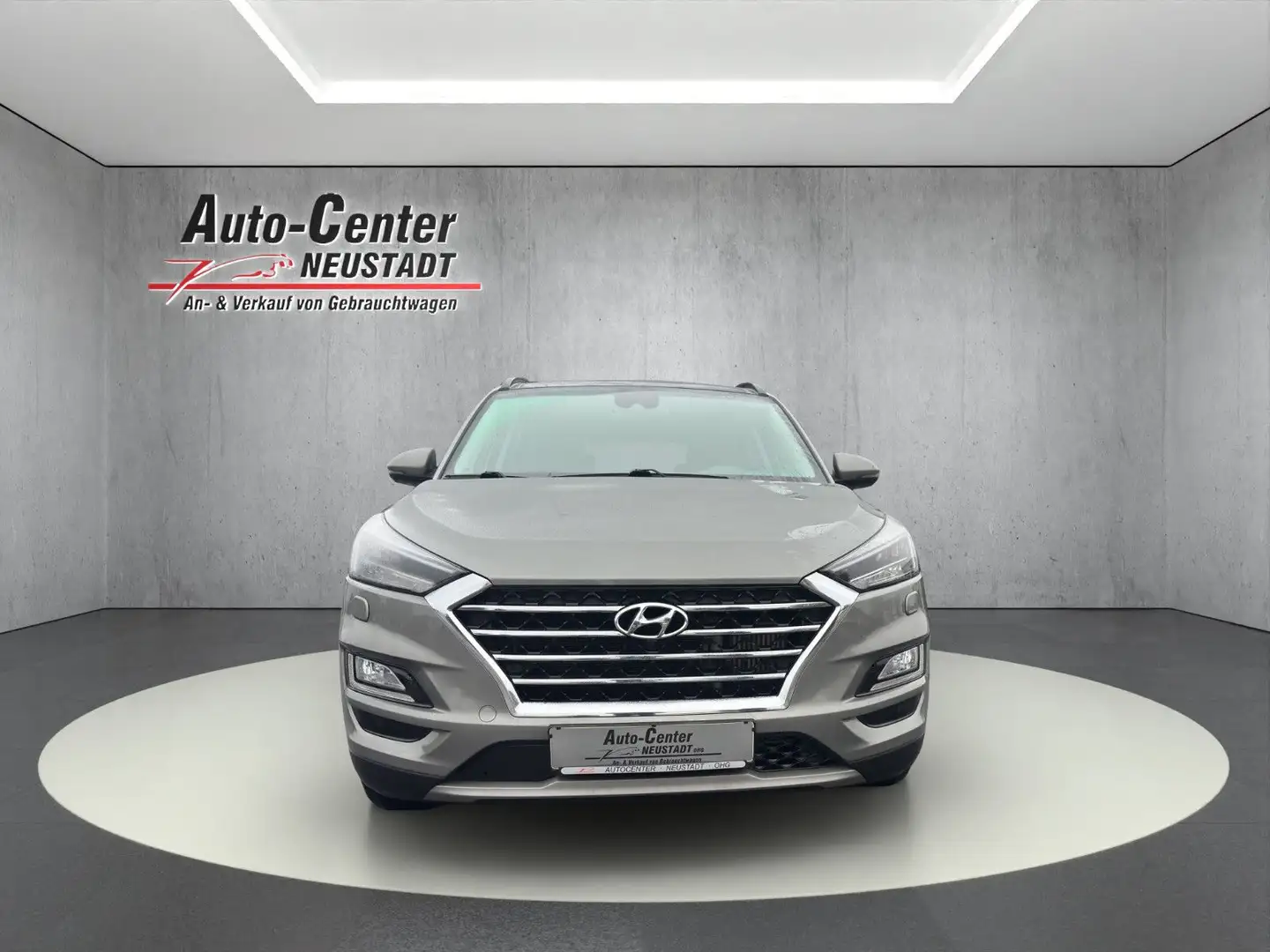 Hyundai TUCSON Premium Mild-Hybrid Gris - 2