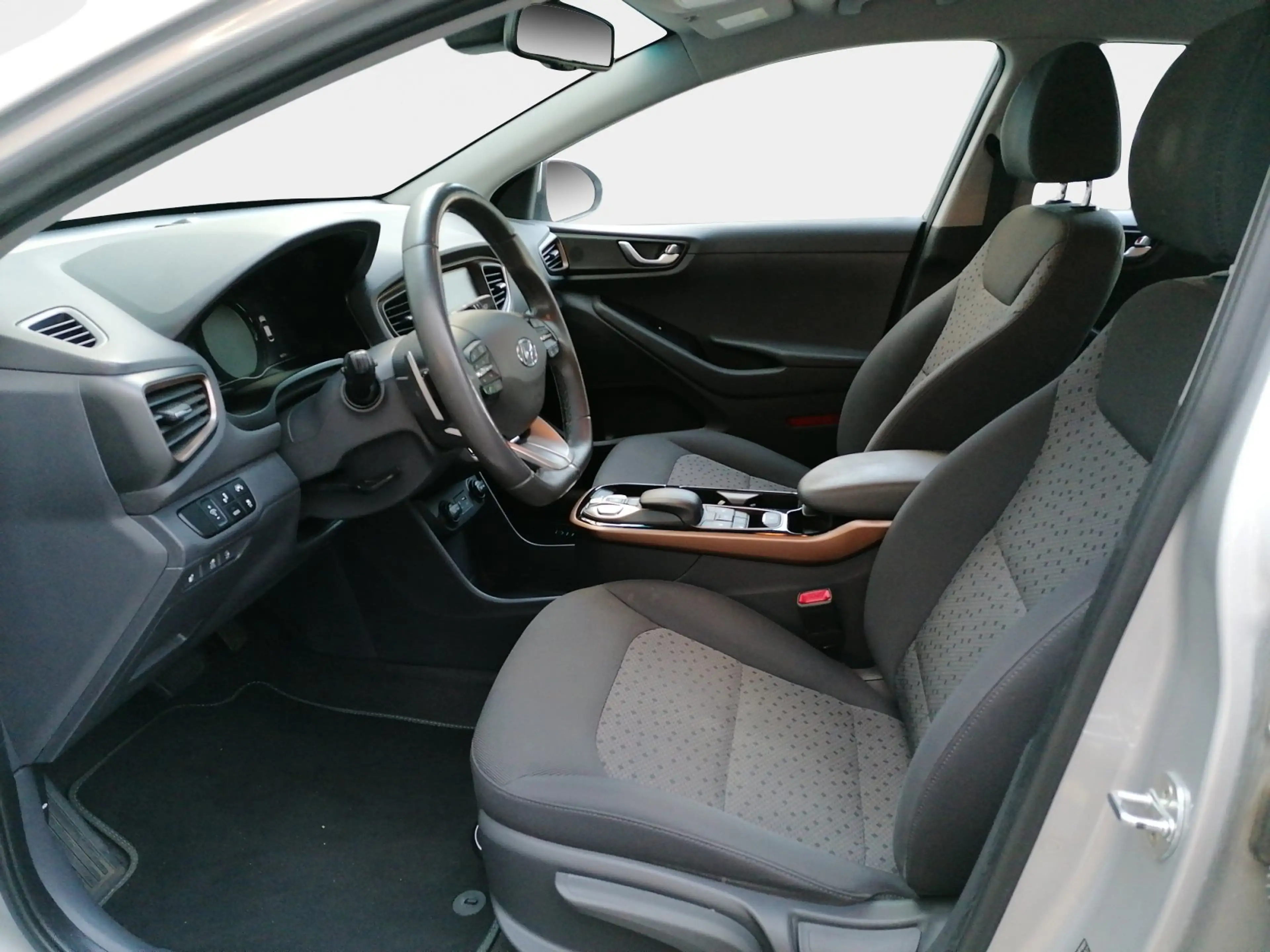 Hyundai IONIQ Trend Elektro — photo 10