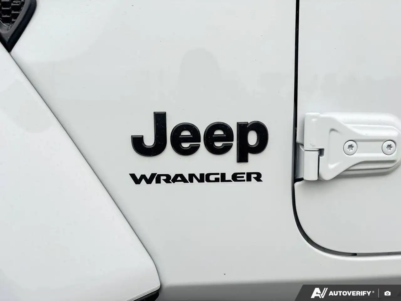 Jeep Wrangler photo Jeep Wrangler