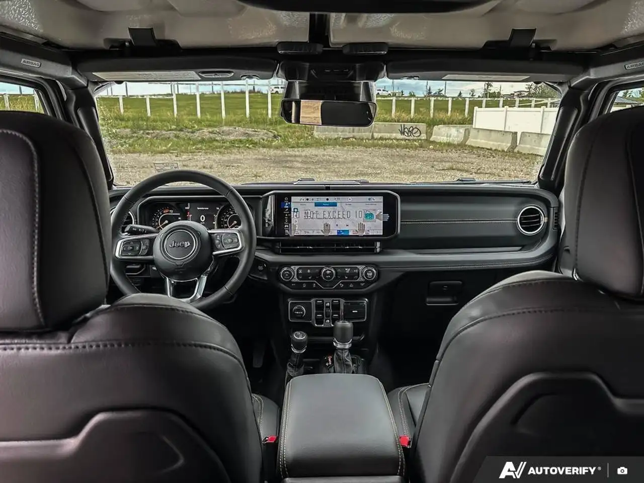 Jeep Wrangler photo Jeep Wrangler