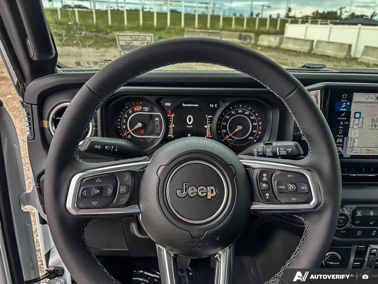 Jeep Wrangler photo Jeep Wrangler