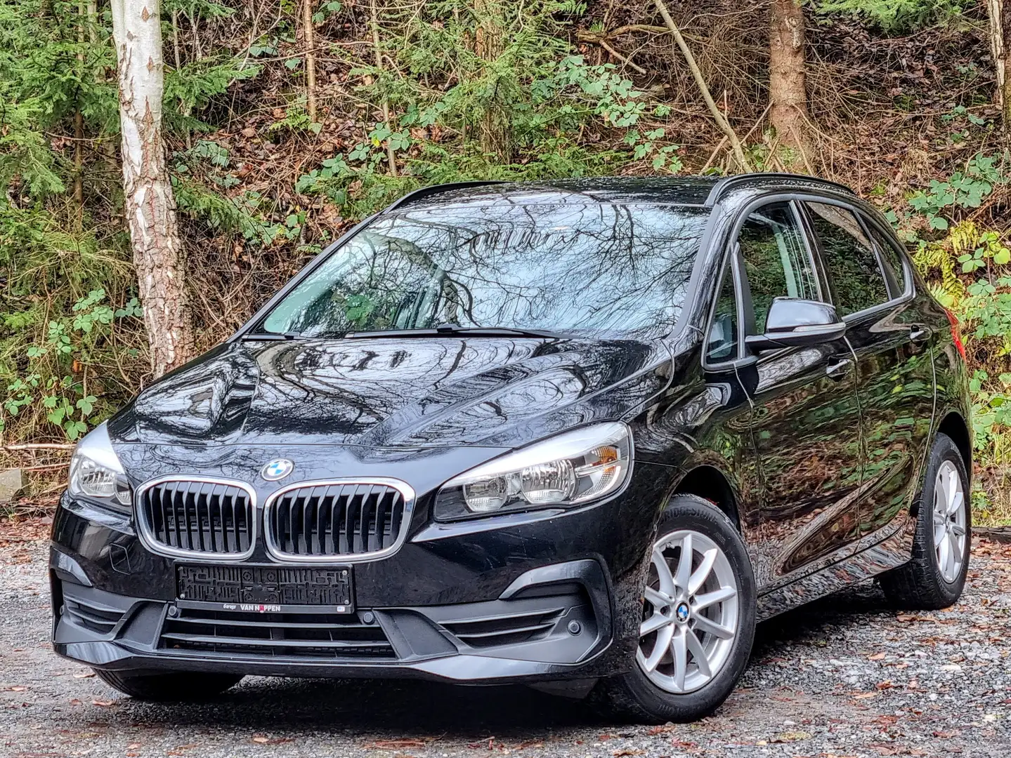 BMW 216 d AdBlue (EU6d-TEMP) Noir - 1