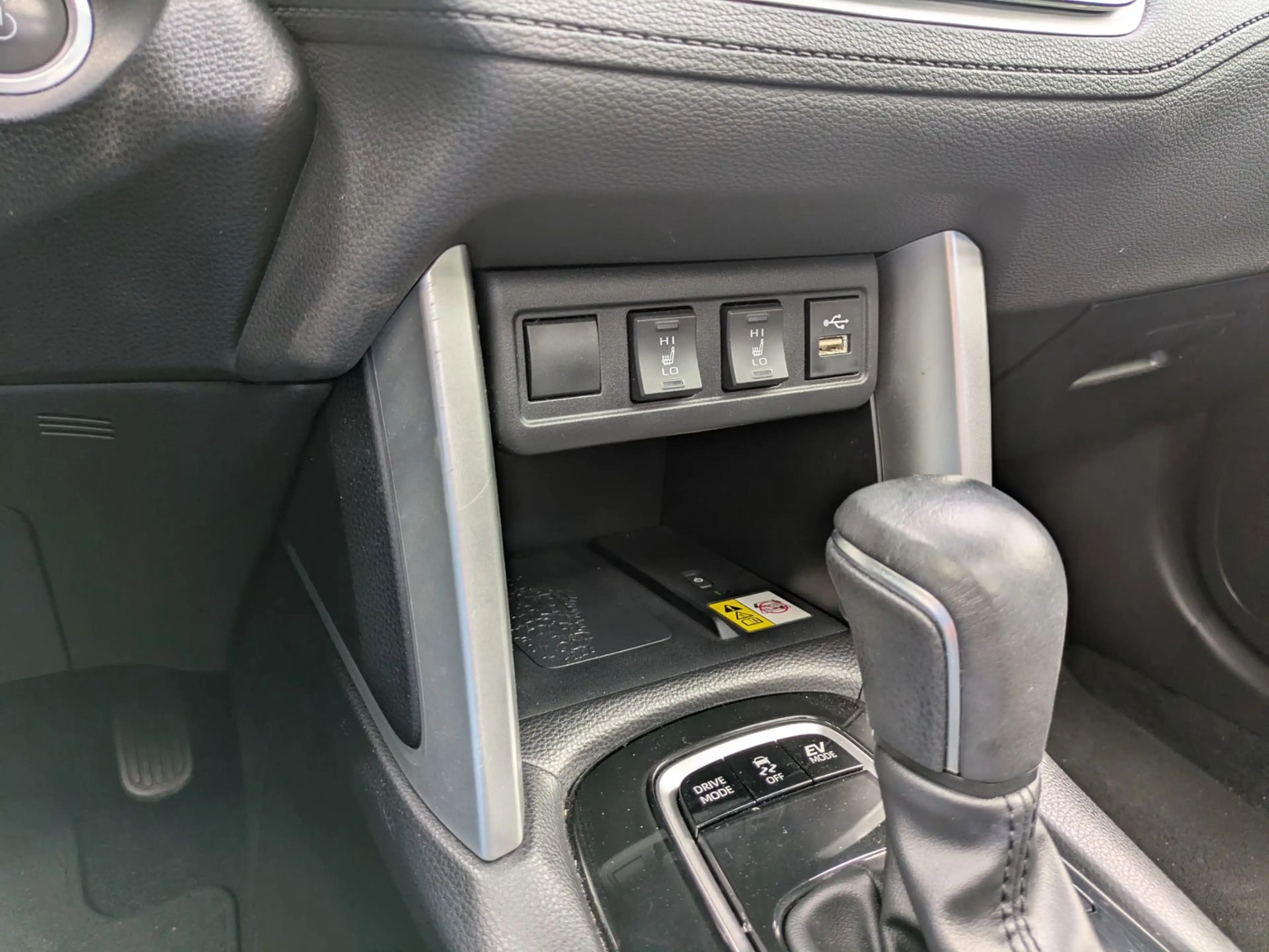 Toyota Corolla Cross Hybrid 200 Style|Panodak|Half-Leder|Adaptive-Cruis — photo 24