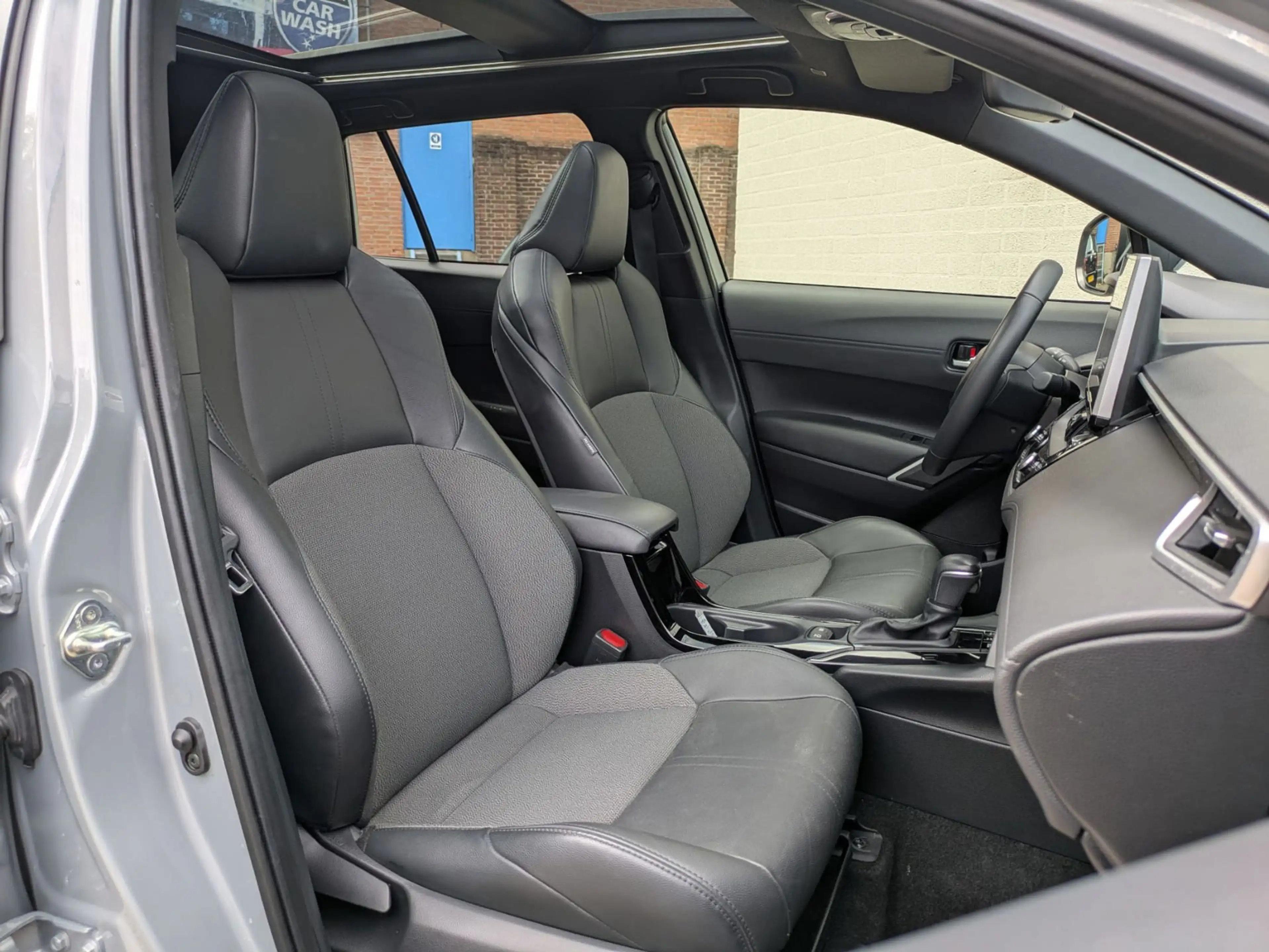 Toyota Corolla Cross Hybrid 200 Style|Panodak|Half-Leder|Adaptive-Cruis — photo 29