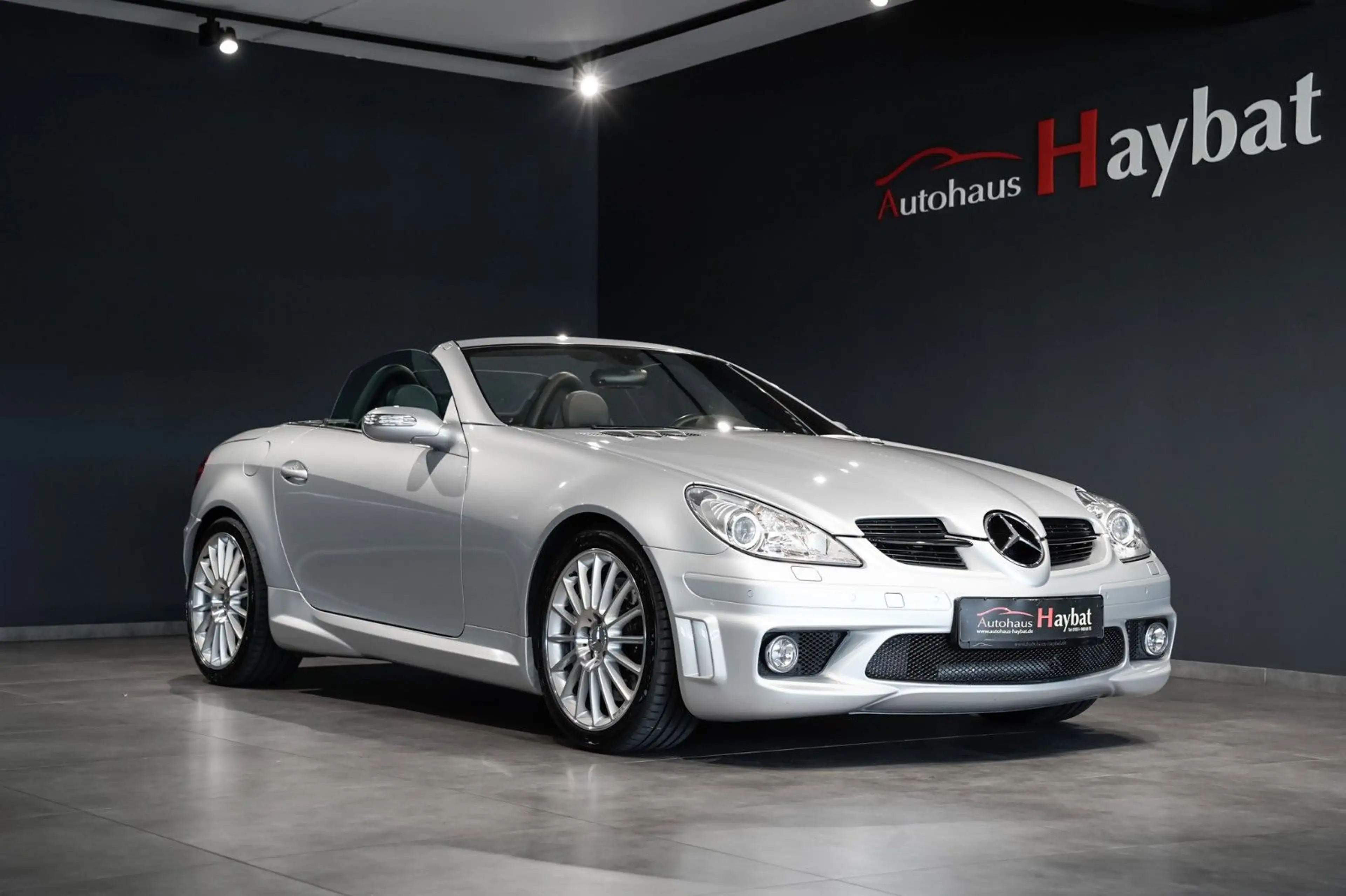 Mercedes-Benz SLK 55 AMG HarmanK-1.Hand-Deutsch