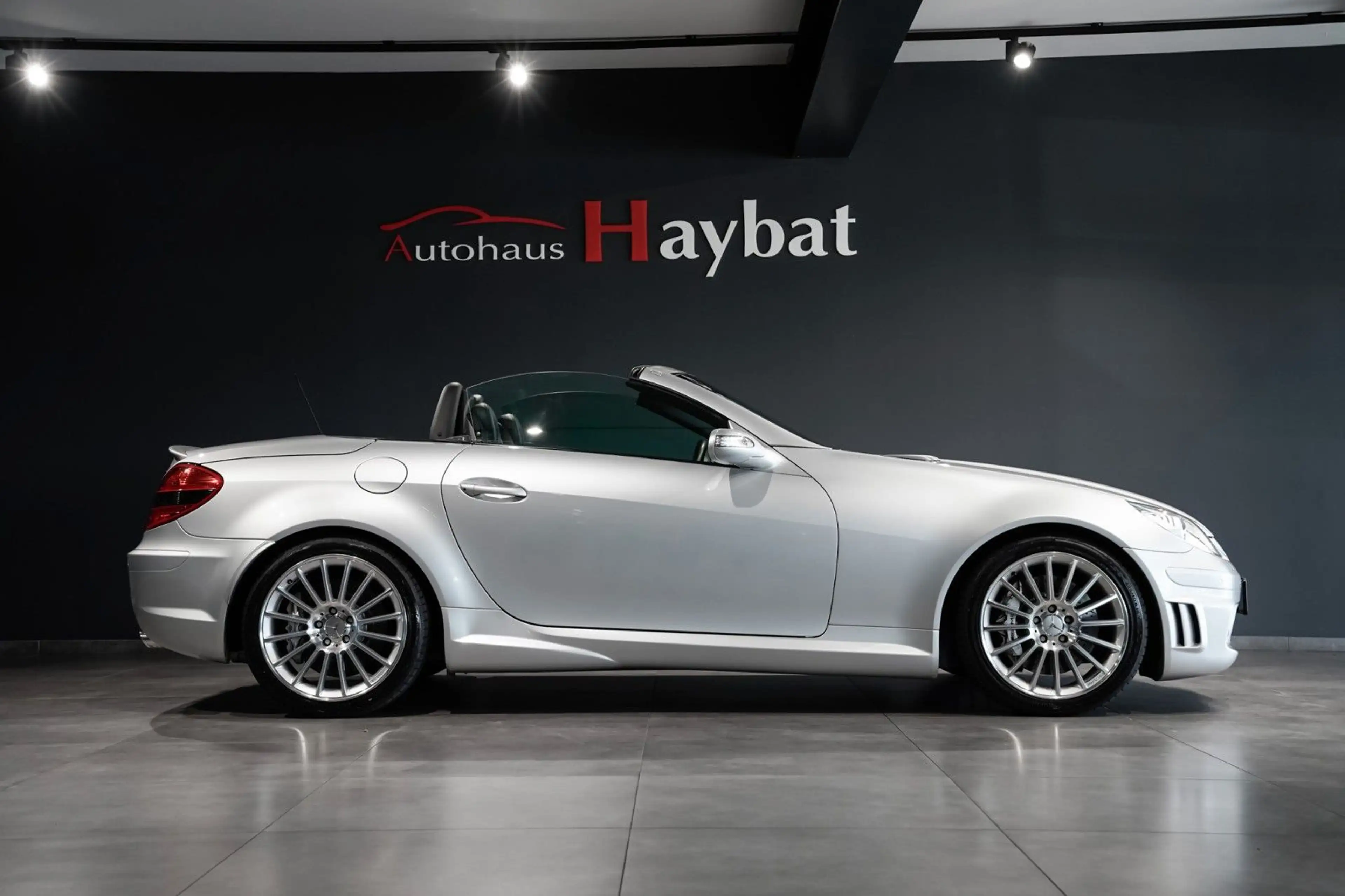 Mercedes-Benz SLK 55 AMG HarmanK-1.Hand-Deutsch — photo 4