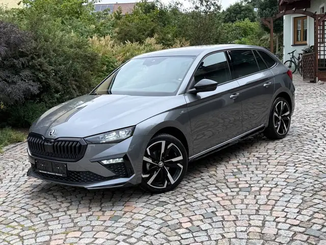 Skoda Scala 1.5 Monte Carlo / Pano / ACC / Matrix
