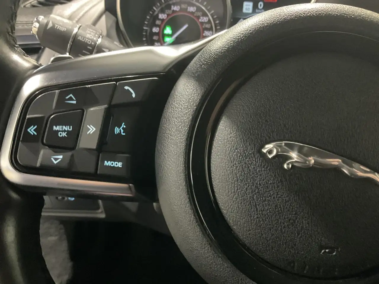 Jaguar F-Type снимка Jaguar F-Type