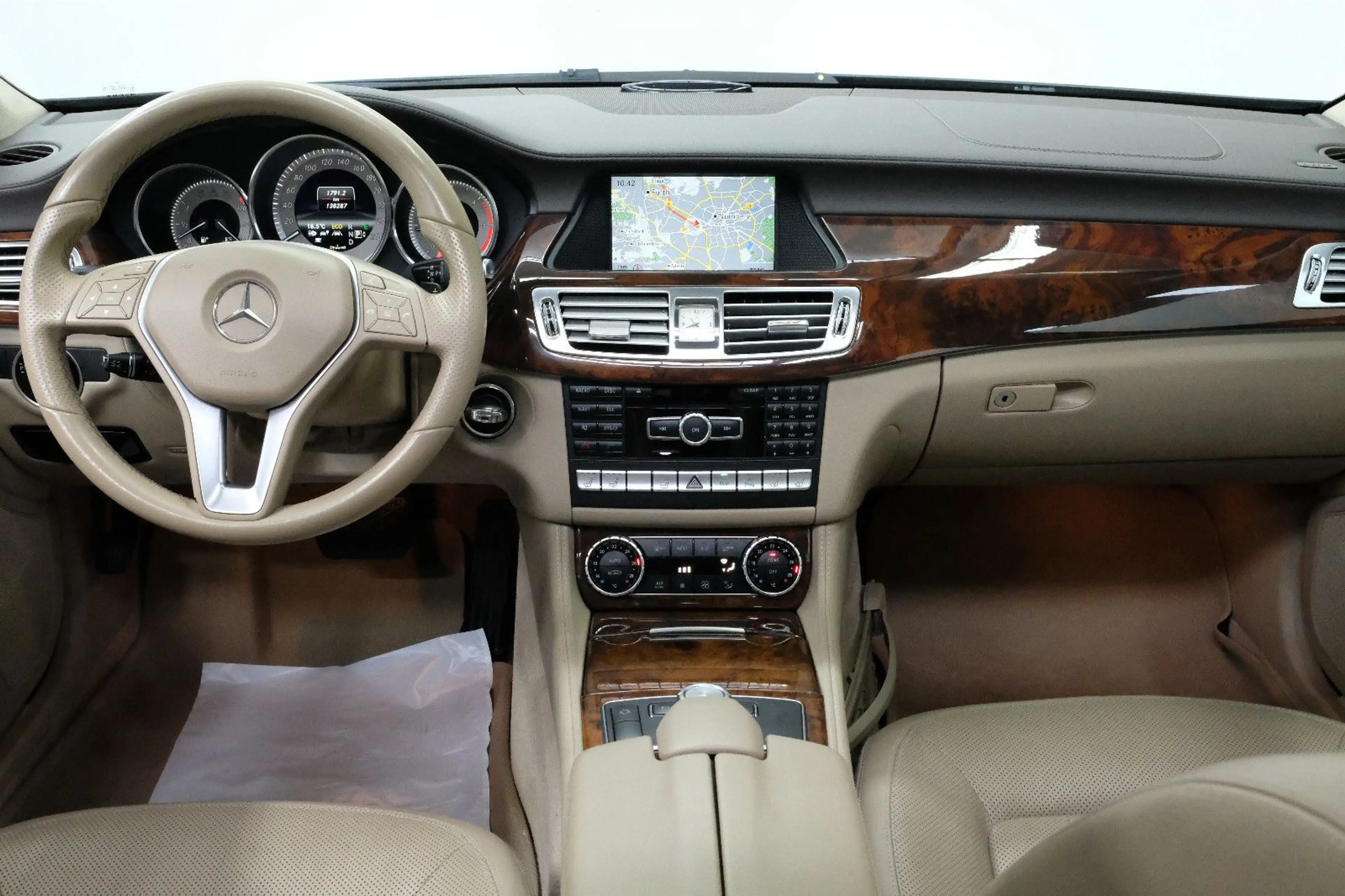 Mercedes-Benz CLS 250 CLS 250 ShootingBrake/PANO/MEMO/DISTRO/KAM/AHK — photo 8