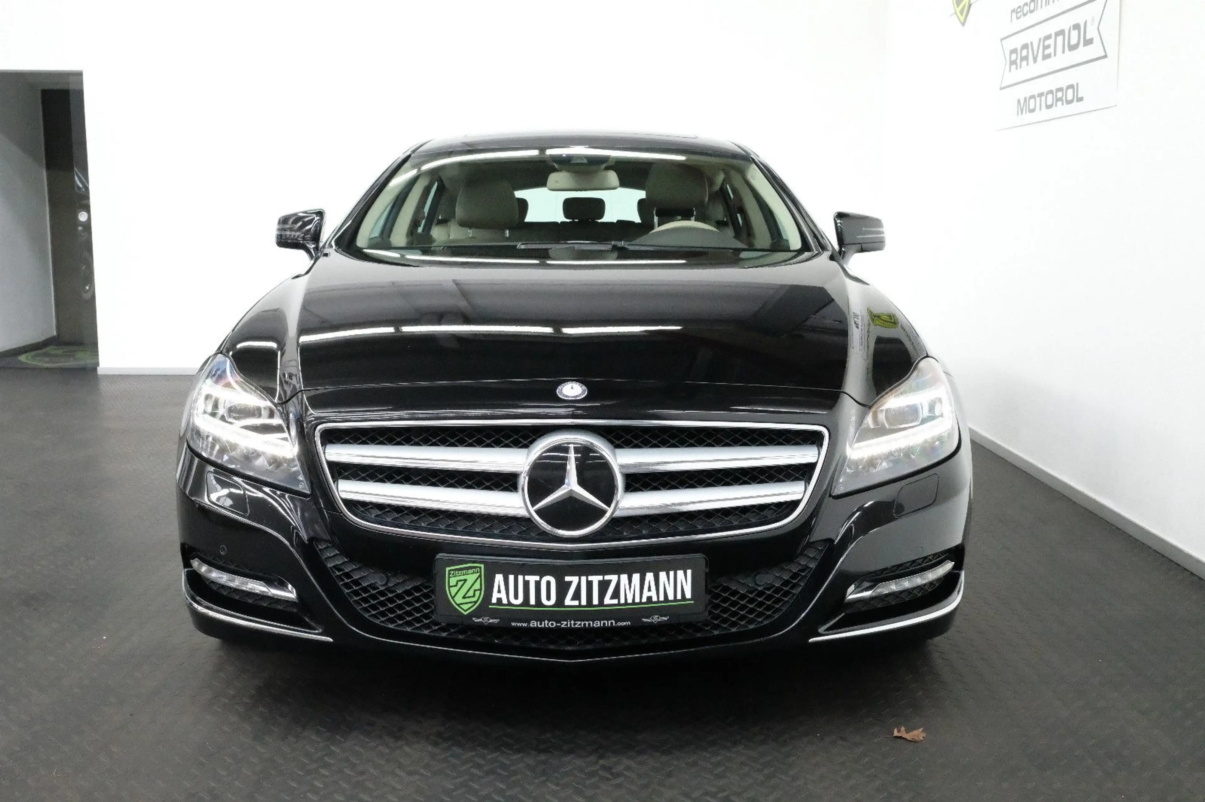 Mercedes-Benz CLS 250 CLS 250 ShootingBrake/PANO/MEMO/DISTRO/KAM/AHK — photo 4