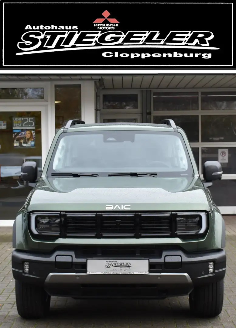 BAIC BJ40 BJ 40 Pro 2.0 4 WD Panorama-Glas-Schiebedach Grün - 2