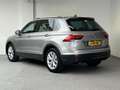 Volkswagen Tiguan 1.5 TSI Comfortline Business | 1e-EIG. | LED | CAR Grijs - thumbnail 2
