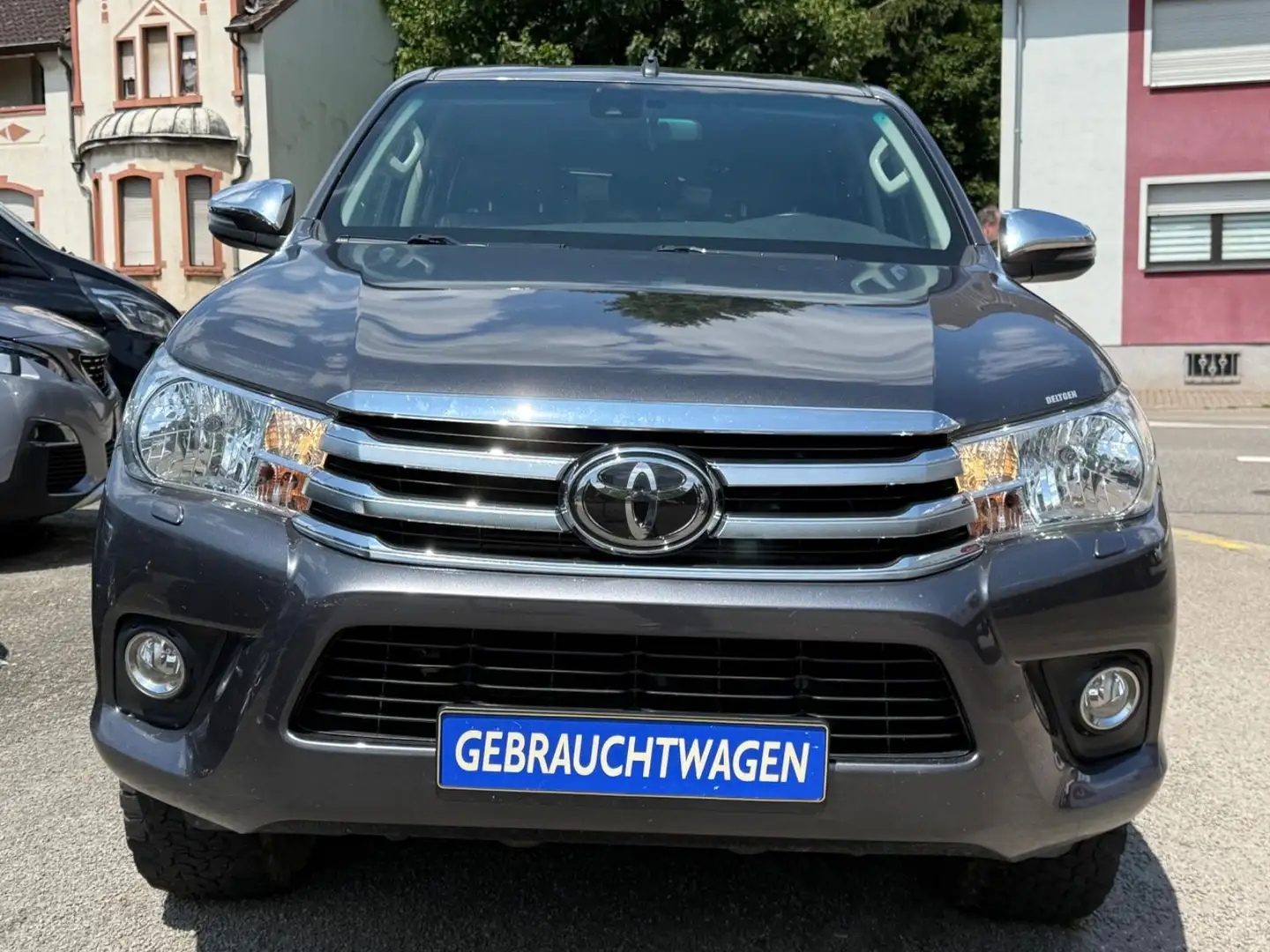 Toyota Hilux Double Cab 4x4 Navi Automatik Grau - 2