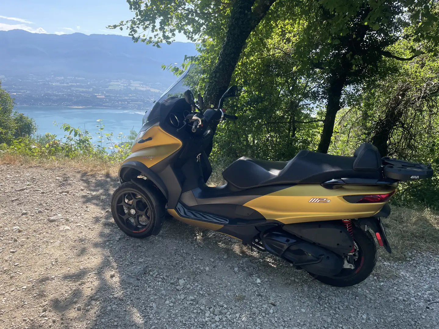 Piaggio MP3 500 Hpe advenced sport - 1