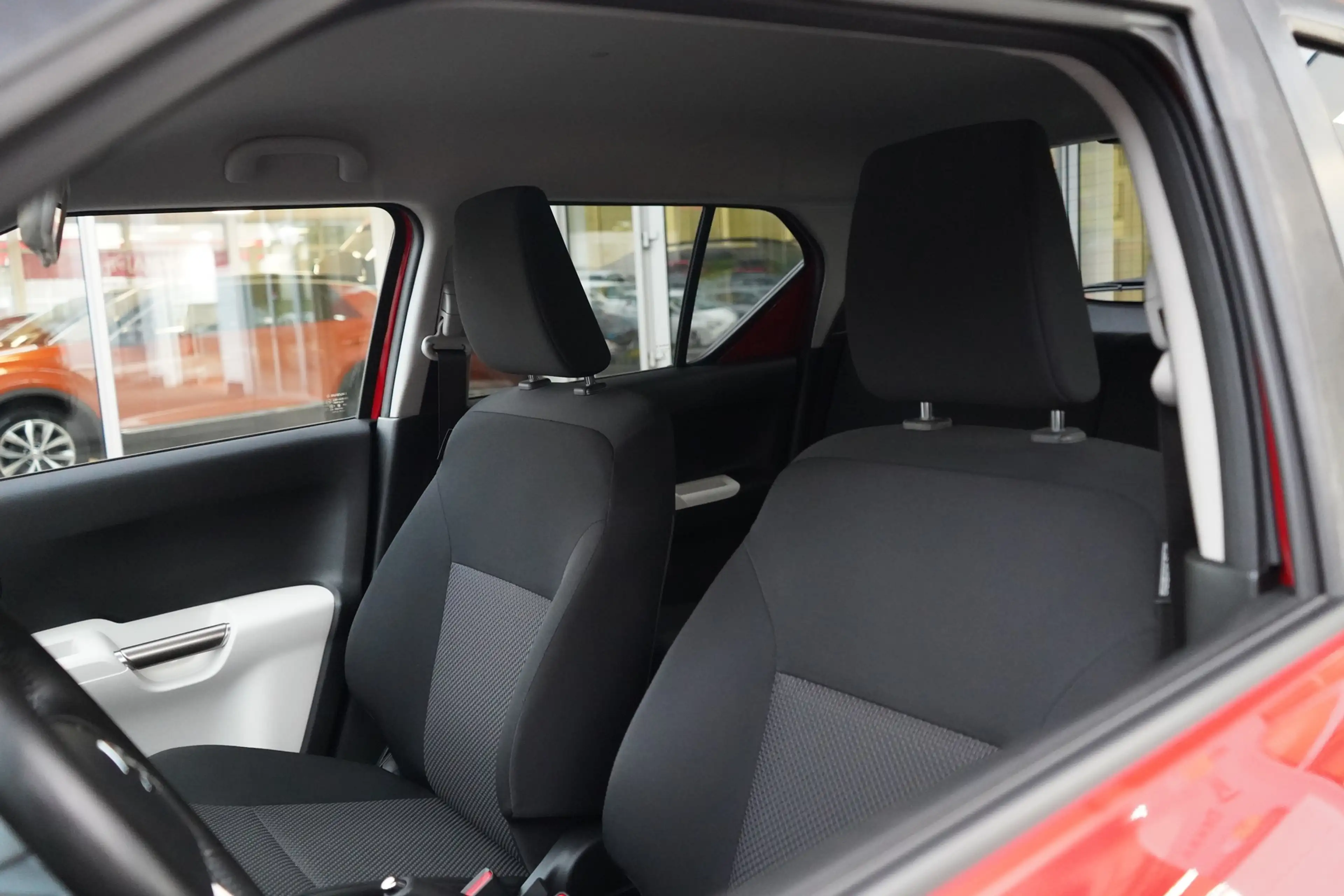 Suzuki Ignis 1.2 4x4 Comfort+ LED Klimaaut. Navi Kamera — photo 12
