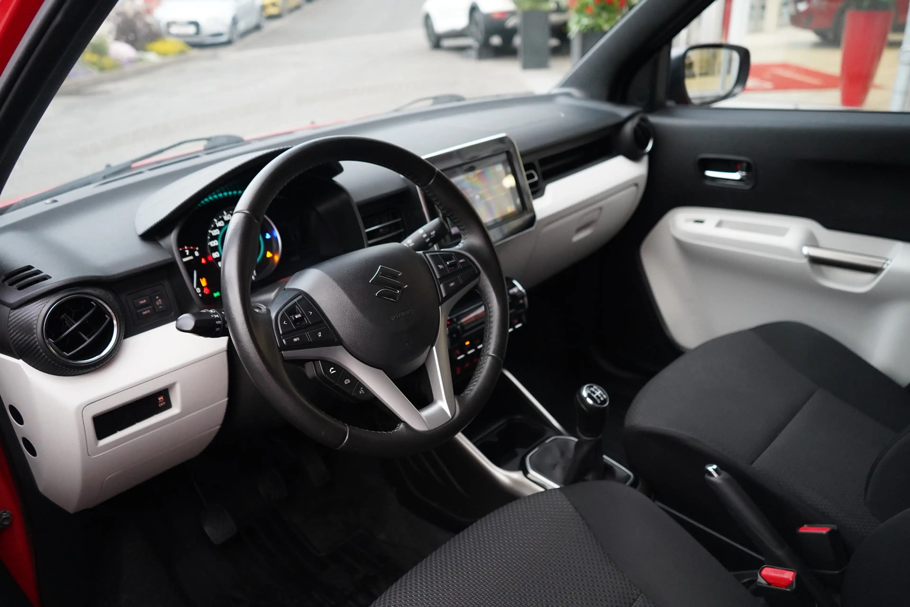 Suzuki Ignis 1.2 4x4 Comfort+ LED Klimaaut. Navi Kamera — photo 11