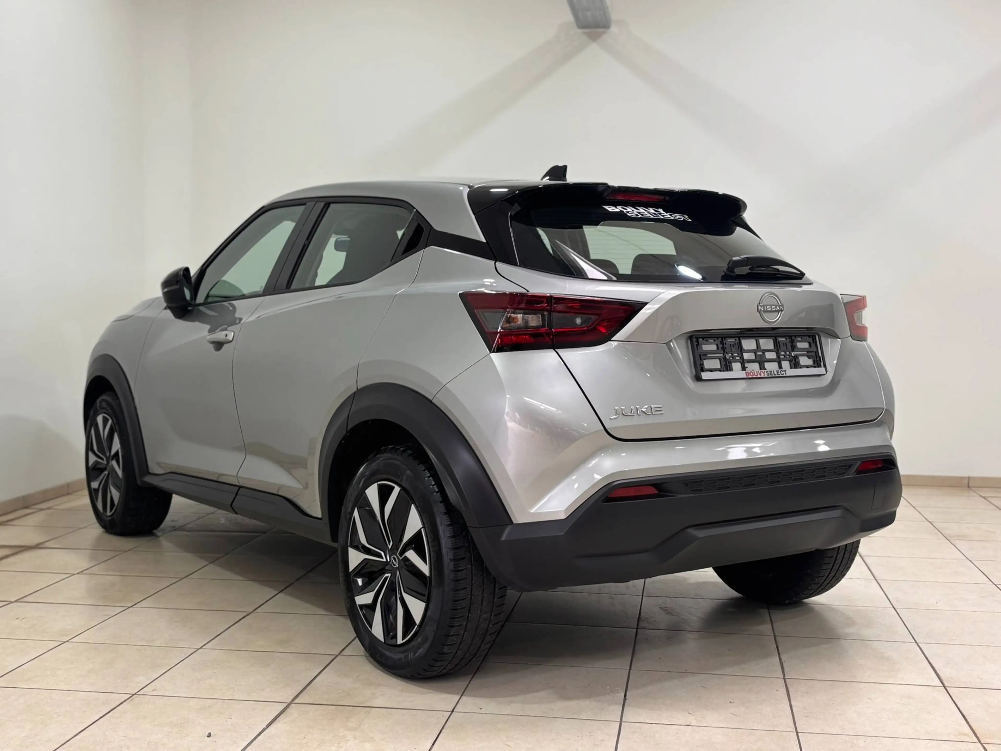 Nissan Juke 1.0 DIG-T 114CV *CARPLAY*CLIM*CAMERA + CAPTEURS*CRUISE.C — photo 7