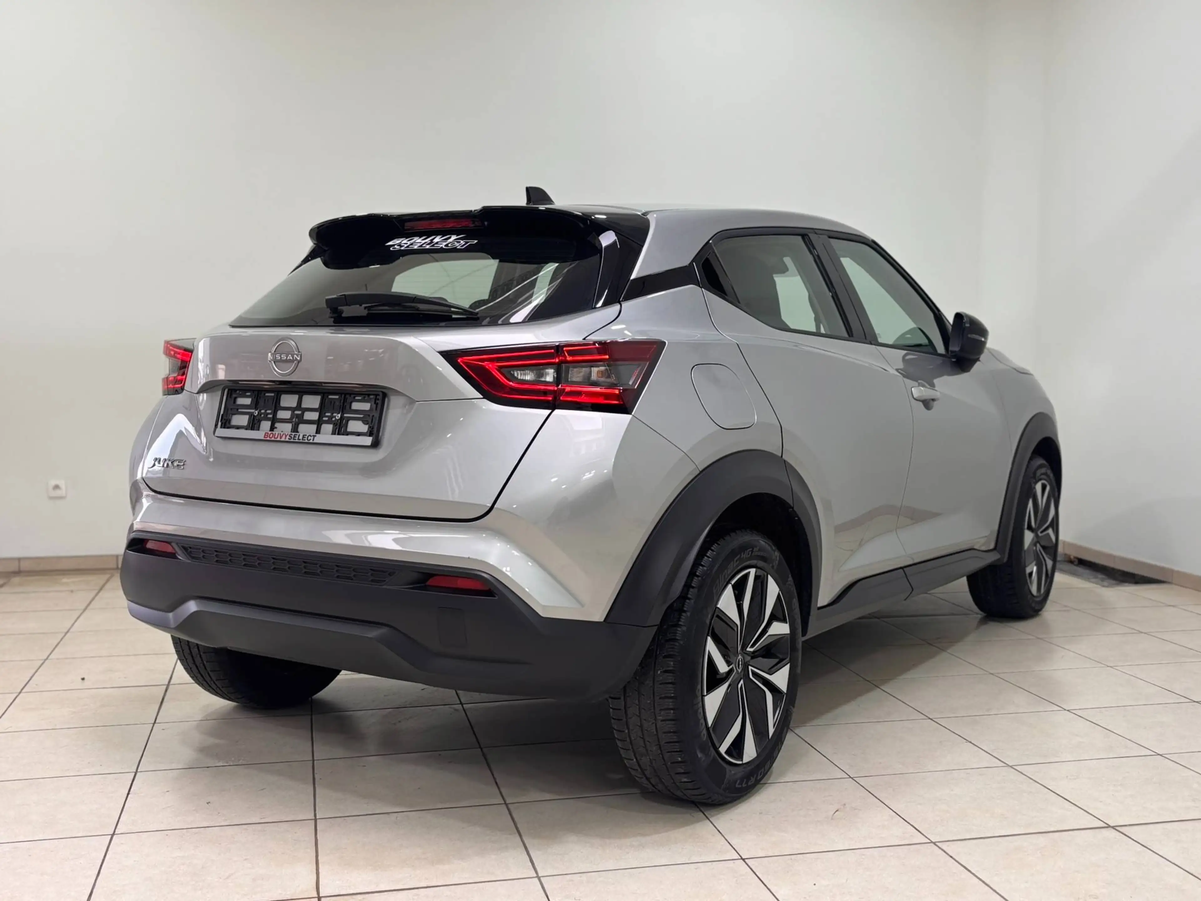 Nissan Juke 1.0 DIG-T 114CV *CARPLAY*CLIM*CAMERA + CAPTEURS*CRUISE.C — photo 5