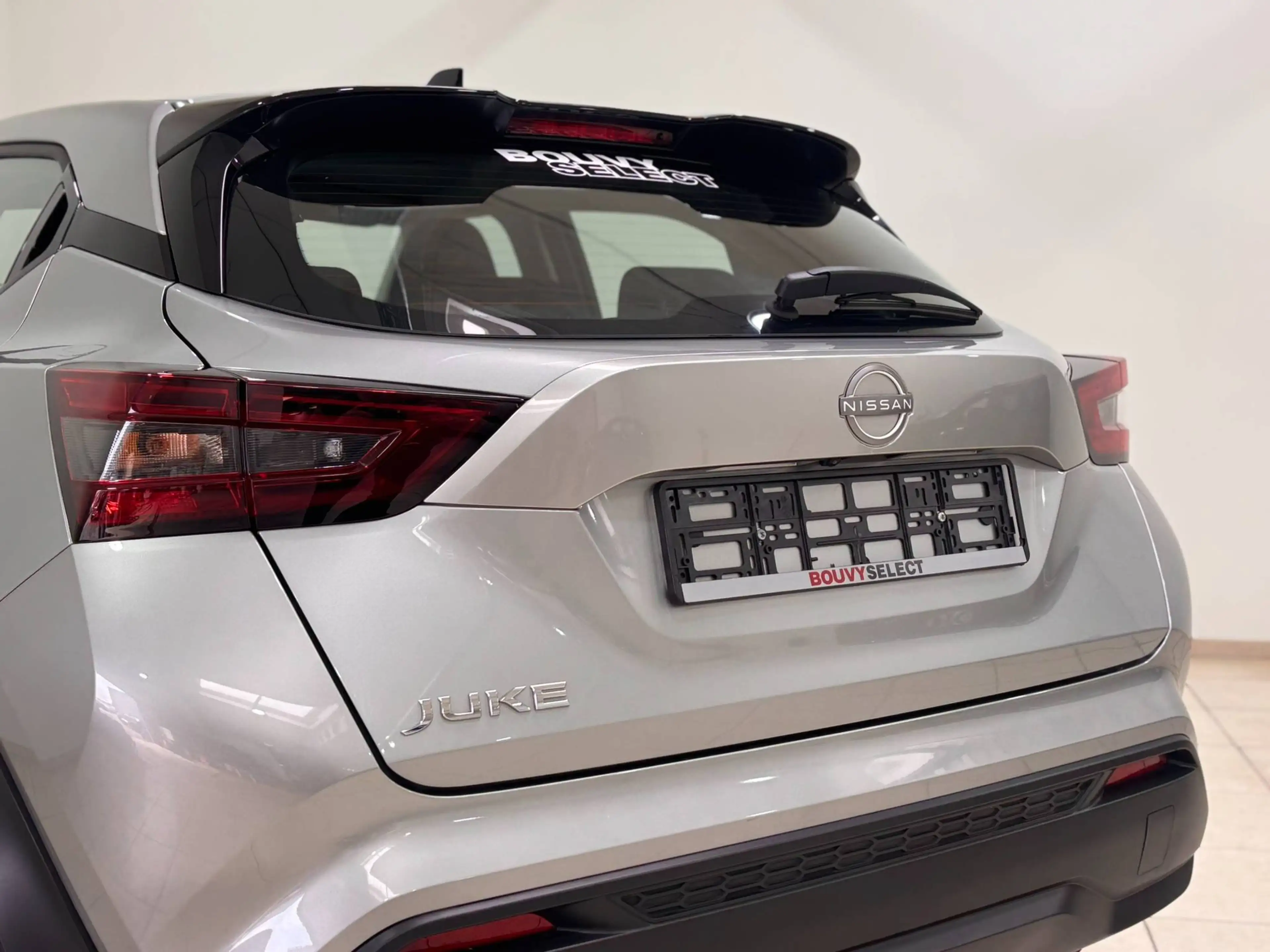 Nissan Juke 1.0 DIG-T 114CV *CARPLAY*CLIM*CAMERA + CAPTEURS*CRUISE.C — photo 8