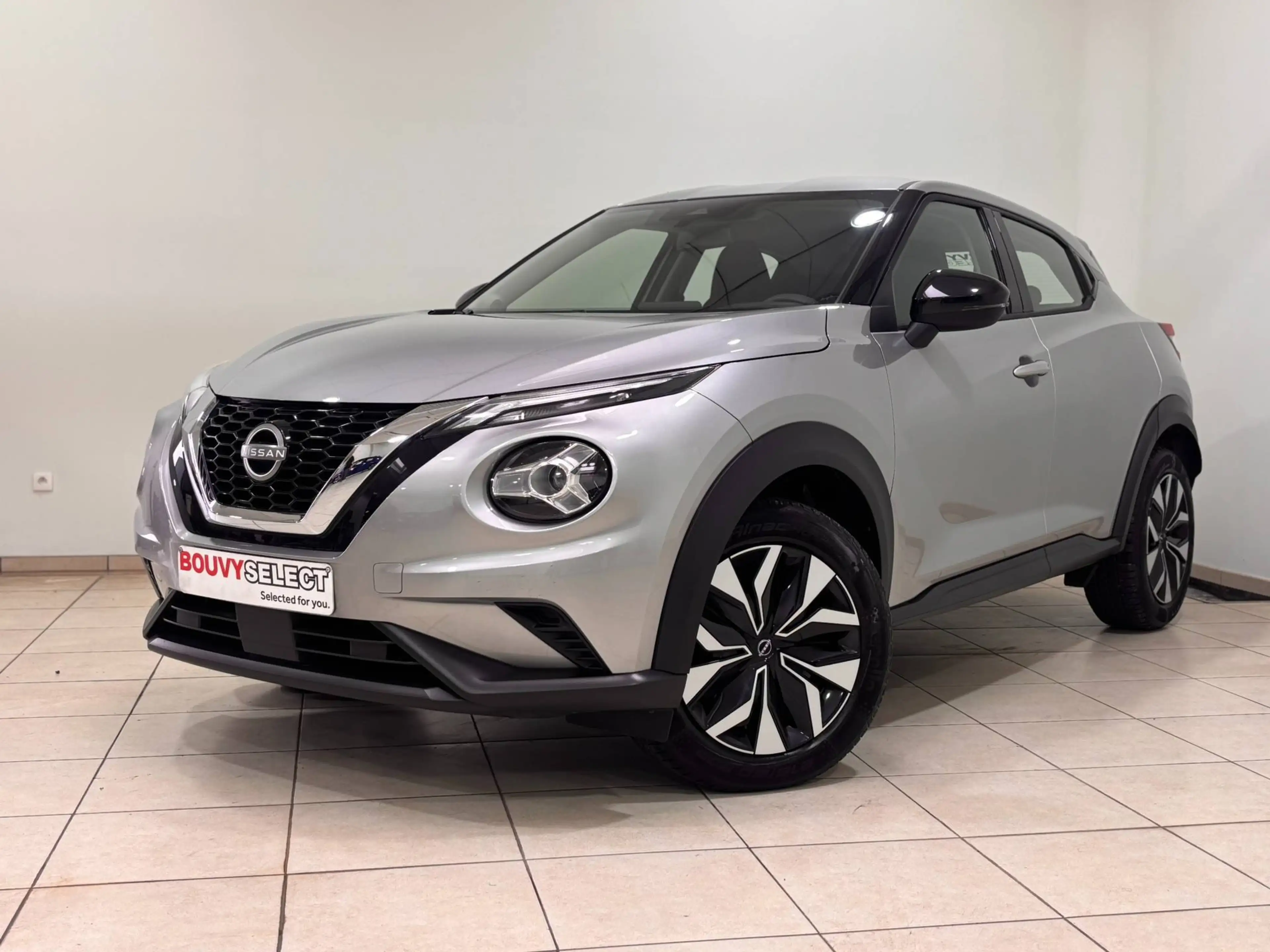 Nissan Juke 1.0 DIG-T 114CV *CARPLAY*CLIM*CAMERA + CAPTEURS*CRUISE.C