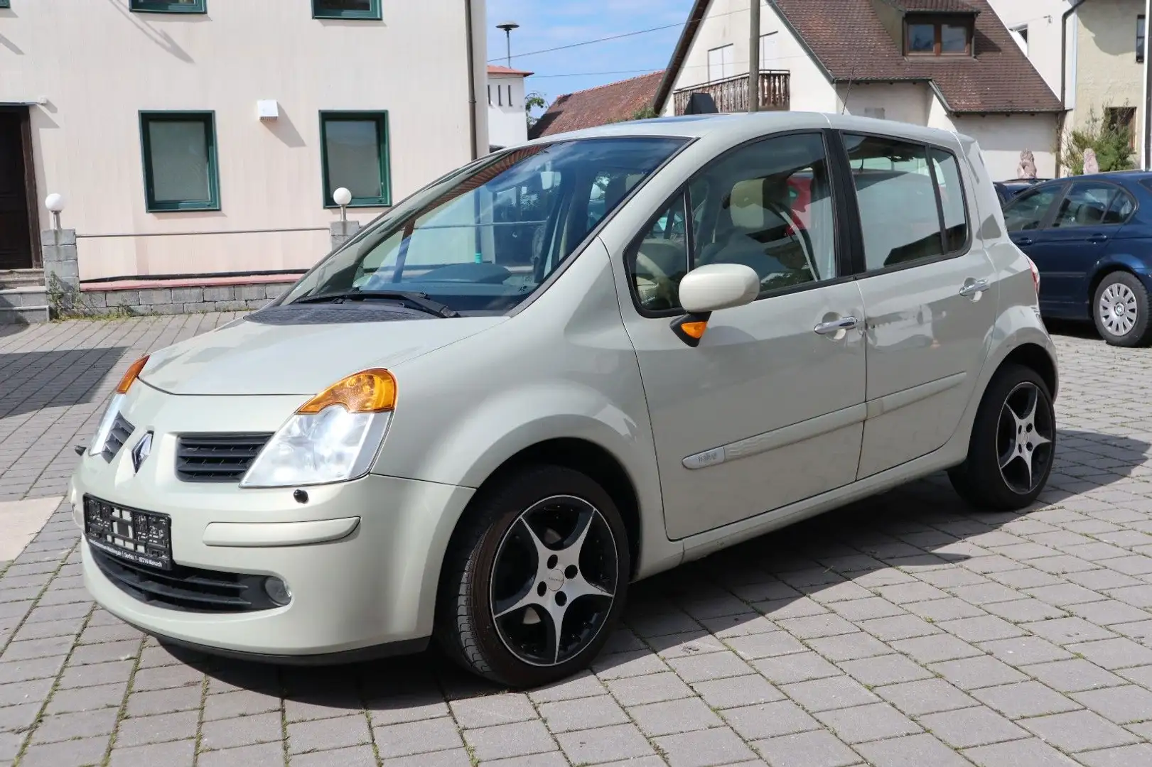Renault Modus Initiale Getriebeschaden Gris - 1