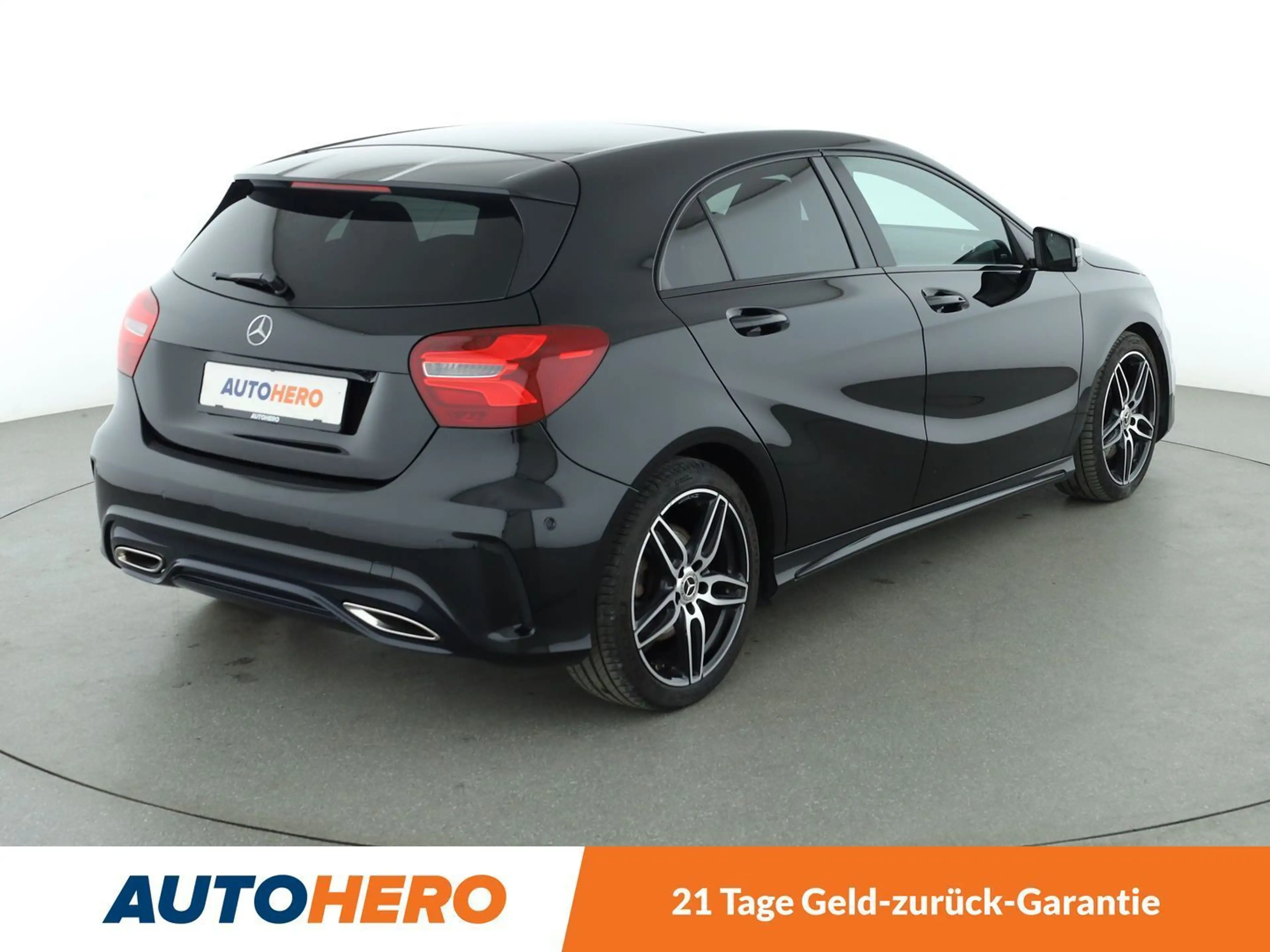 Mercedes-Benz A 250 BlueEfficiency AMG Sport*NAVI*LED*PDC*SHZ*PANO* — photo 6