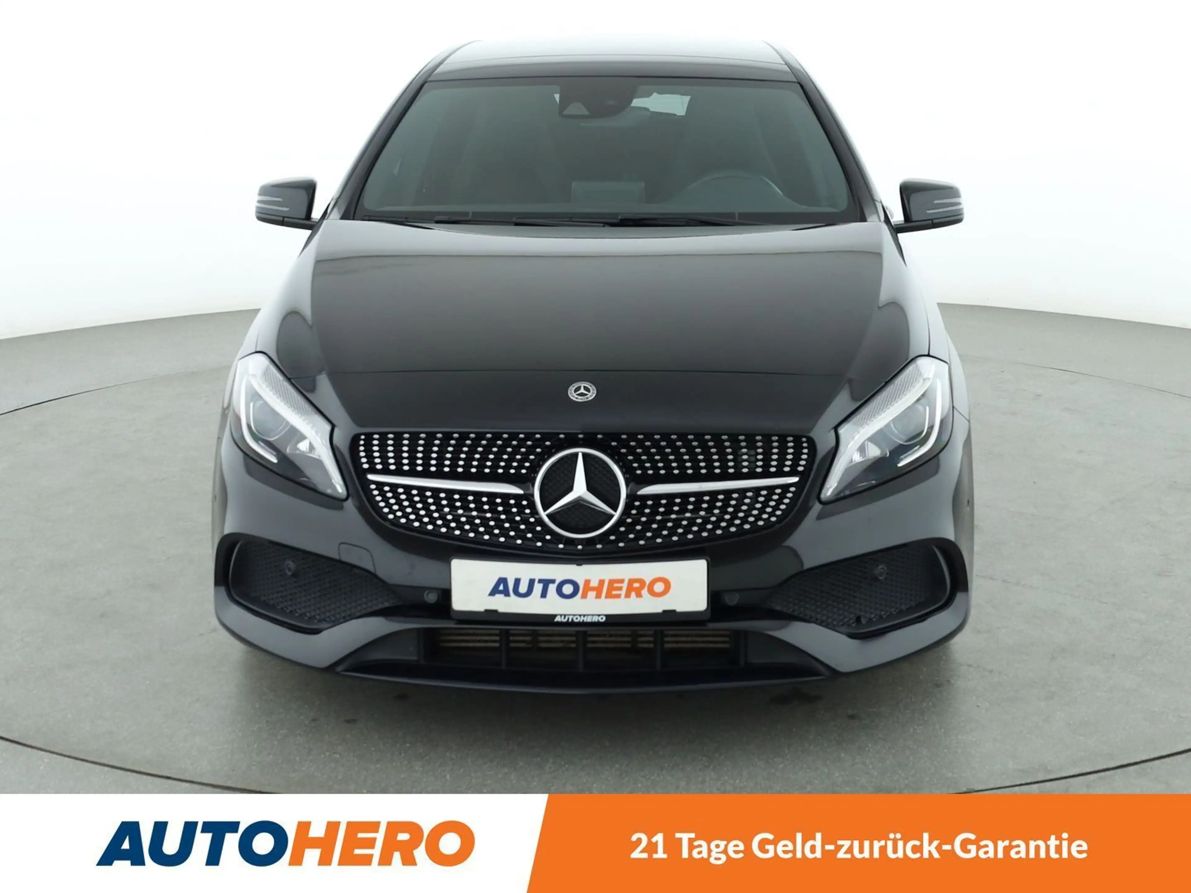 Mercedes-Benz A 250 BlueEfficiency AMG Sport*NAVI*LED*PDC*SHZ*PANO* — photo 9