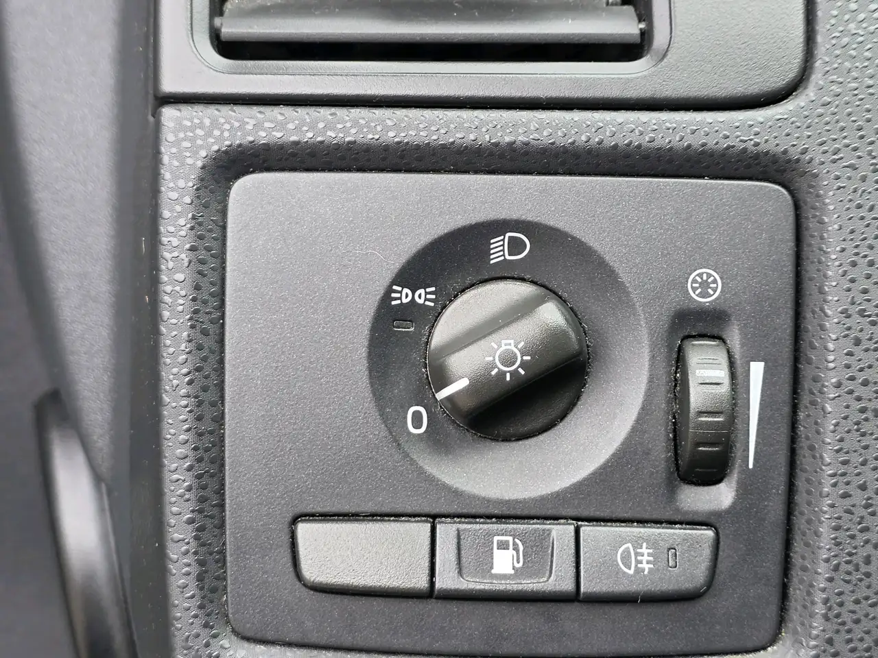 Volvo C30 снимка Volvo C30